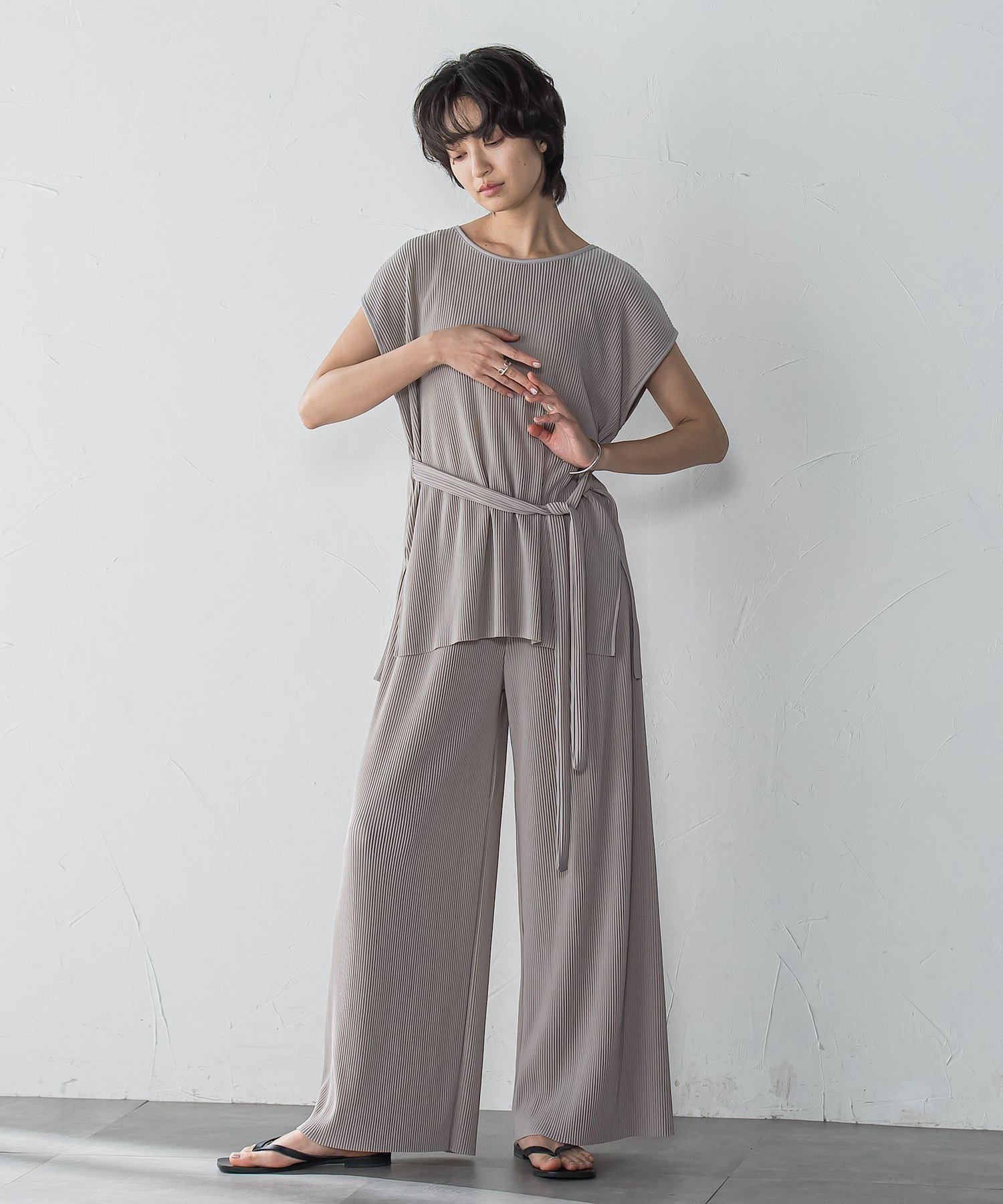 【メイソングレイ/MAYSON GREY】の【WEB限定】クリスタルプリーツノースリーブセットアップ≪手洗い可能≫ 人気、トレンドファッション・服の通販 founy(ファニー) 　ファッション　Fashion　レディースファッション　Fashion for Women　トップス・カットソー　Cut & Sew Tops　キャミソール&ノースリーブ　Camisoles & Sleeveless Tops　セットアップ　Set-Up, Coordinated Outfit　プリーツ　Pleats, Pleated　リボン　Ribbon, Bow　 other-1|ID: prp329100004672753 ipo3291000000033774960