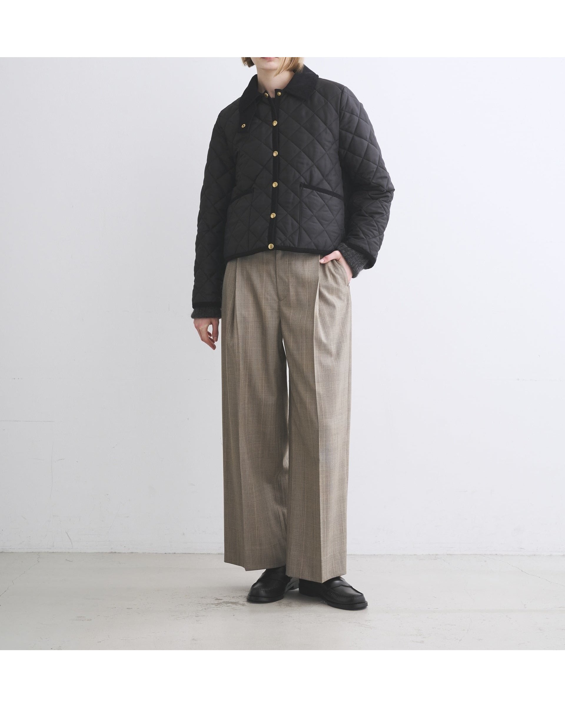 【トラディショナル ウェザーウェア/TWW / Traditional Weatherwear】のWAVERLY A-LINE インテリア・キッズ・メンズ・レディースファッション・服の通販 founy(ファニー) 　ファッション　Fashion　レディースファッション　Fashion for Women　キルティング　Quilted, Quilting　クラシック　Classic, Timeless Style　コーデュロイ　Corduroy, Cord Fabric　ショート　Short, Short Length　ジャケット　Jacket, Outerwear　ドット　Polka Dot, Dot Pattern　フィット　Fit, Slim Fit　ミドル　Middle Length, Mid Height　ロング　Long, Long-Length　人気　Popular, Best Seller　ブラック|ID: prp329100004672897 ipo3291000000033891237
