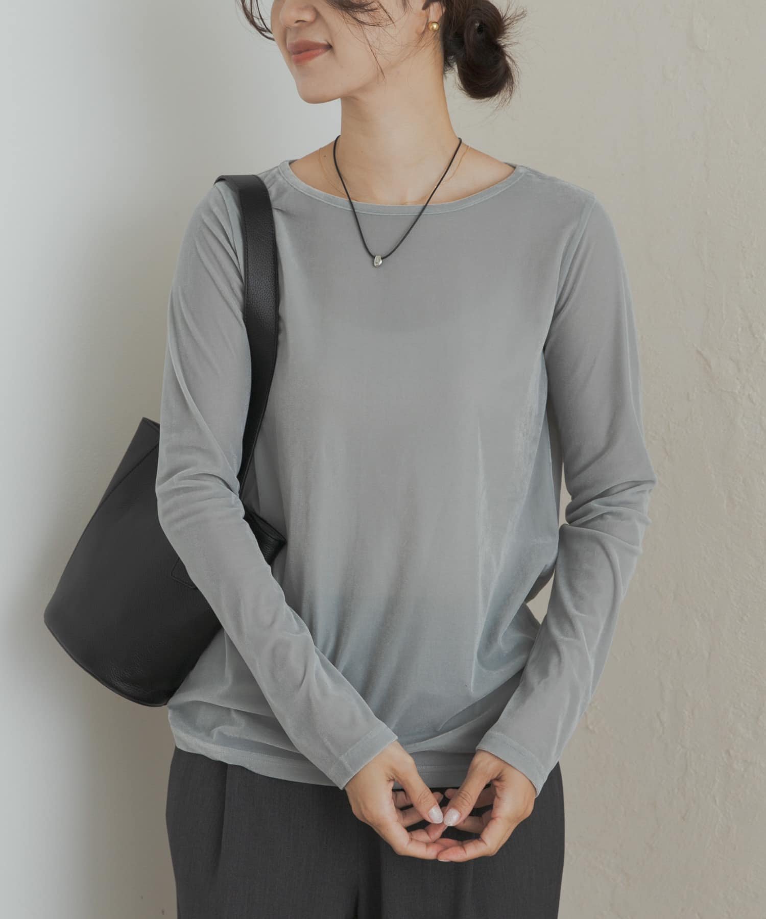 【アーバンリサーチ ドアーズ/URBAN RESEARCH DOORS】のシアーベロアプルオーバー インテリア・キッズ・メンズ・レディースファッション・服の通販 founy(ファニー) 　ファッション　Fashion　レディースファッション　Fashion for Women　トップス・カットソー　Cut & Sew Tops　カジュアルプルオーバー・ニットトップス　Pullovers & Knit Tops / Casual Pullovers　ベロアトップス　Velour Tops / Velvet-Look Items　2025年　2025　2025-2026秋冬・A/W　Autumn/Winter 2025–26 AW25–26　冬　Winter / This Winter　おすすめ　Recommended / Our Picks　インナー　Innerwear　カットソー　Cut and Sewn Top　サロペット　Overalls, Salopette　スウェット / スエット　Sweatshirt, Sweatwear　フィット　Fit, Slim Fit　ベロア　Velour, Soft Velvet　ロング　Long, Long-Length　エレガント 上品　Elegant　A/W・秋冬　Autumn/Winter　MINT GRAY|ID: prp329100004673019 ipo3291000000033860053