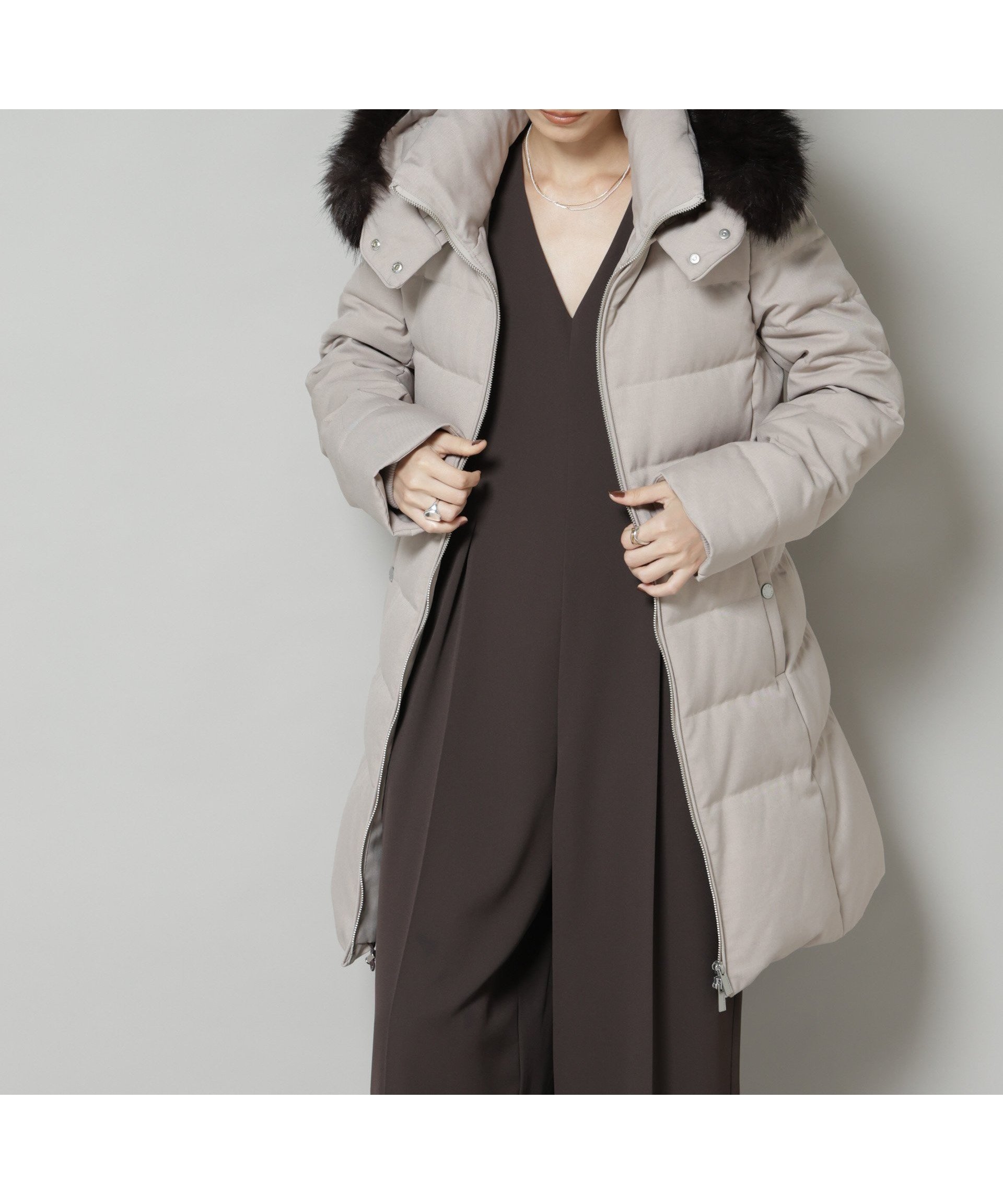 【ナノ ユニバース/nano universe】の「西川ダウン」サージロングダウン インテリア・キッズ・メンズ・レディースファッション・服の通販 founy(ファニー) ファッション Fashion レディースファッション Fashion for Women アクセサリー Fashion Accessories 軽量 Lightweight, Ultra Light タオル Towel, Bath Towel ダウン Down, Puffer 定番 Standard, Basic Item 時計 Watch, Wristwatch 人気 Popular, Best Seller フェイクファー Faux Fur, Imitation Fur ポケット Pocket, Pocket Detail ロング Long, Long-Length エレガント 上品 Elegant 2025年 2025 2025-2026秋冬・A/W Autumn/Winter 2025–26 AW25–26 グレージュ3|ID: prp329100004673053 ipo3291000000034726427