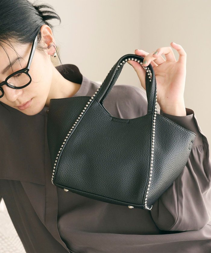 【ビューティ&ユース ユナイテッドアローズ/BEAUTY&YOUTH / UNITED ARROWS】のボールチェーン ミニトートバッグ -2WAY- インテリア・キッズ・メンズ・レディースファッション・服の通販 founy(ファニー) https://founy.com/ ファッション Fashion レディースファッション Fashion for Women バッグ Bags イエロー Yellow コンパクト Compact, Small Size ショルダー Shoulder, Shoulder Strap チェーン Chain, Chain Strap 人気 Popular, Best Seller おすすめ Recommended / Our Picks エレガント 上品 Elegant ビジネス 仕事 通勤 Business / Work / Commuting |ID: prp329100004673075 ipo3291000000034610776