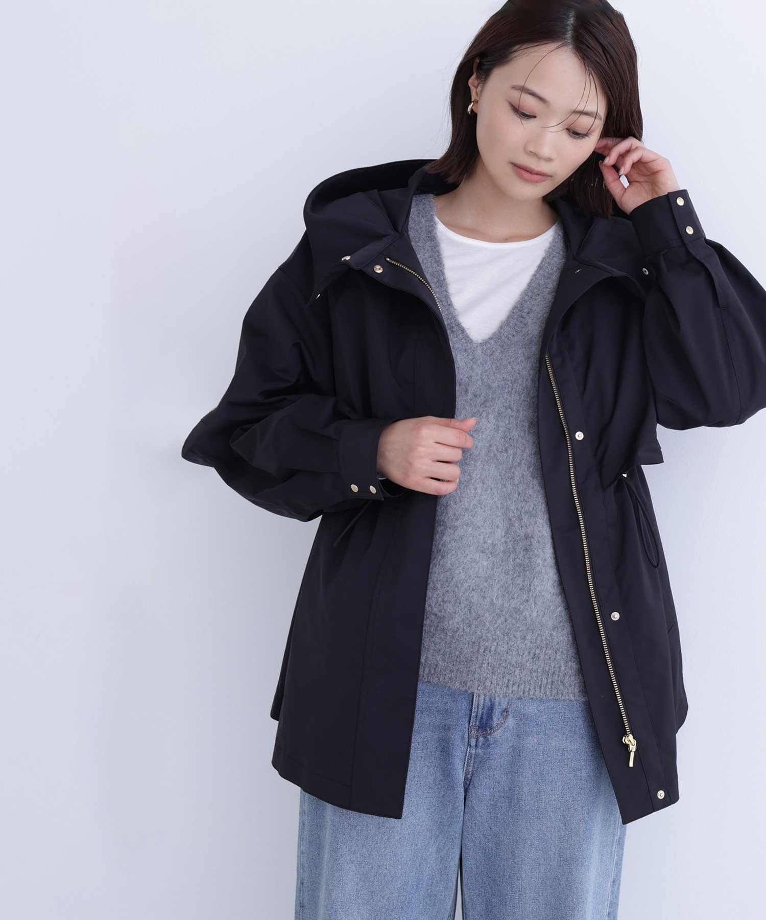 【ナチュラル ビューティー ベーシック/NATURAL BEAUTY BASIC】のフーディードロストブルゾン インテリア・キッズ・メンズ・レディースファッション・服の通販 founy(ファニー) 　ファッション　Fashion　レディースファッション　Fashion for Women　アウター　Coat / Outerwear Collection　ブルゾンジャケット・スポーティアウター　Blouson Jackets　ツイル　Twist, Twisted Detail　デニム　Denim, Jeans Material　ドローストリング　Drawstring, Pull Cord　ブルゾン　Blouson, Bomber Jacket　エレガント 上品　Elegant　ブラック|ID: prp329100004673329 ipo3291000000034477753