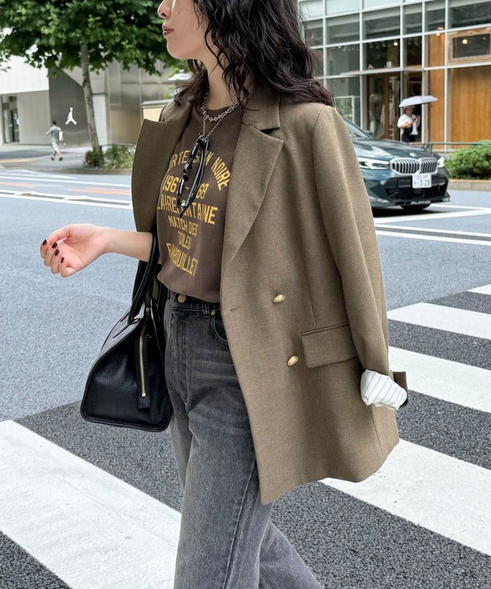 【フレディ&グロスター/FREDY&GLOSTER】のダブルブレストジャケット インテリア・キッズ・メンズ・レディースファッション・服の通販 founy(ファニー) https://founy.com/ ファッション Fashion レディースファッション Fashion for Women アウター Coat / Outerwear Collection レディースジャケット・軽アウター Jackets 2025年 2025 2025-2026秋冬・A/W Autumn/Winter 2025–26 AW25–26 シンプル Simple, Minimal デニム Denim, Jeans Material トレンド Trend, Trending Now 今季 This Season, Current Season 定番 Standard, Basic Item |ID: prp329100004673387 ipo3291000000033980155