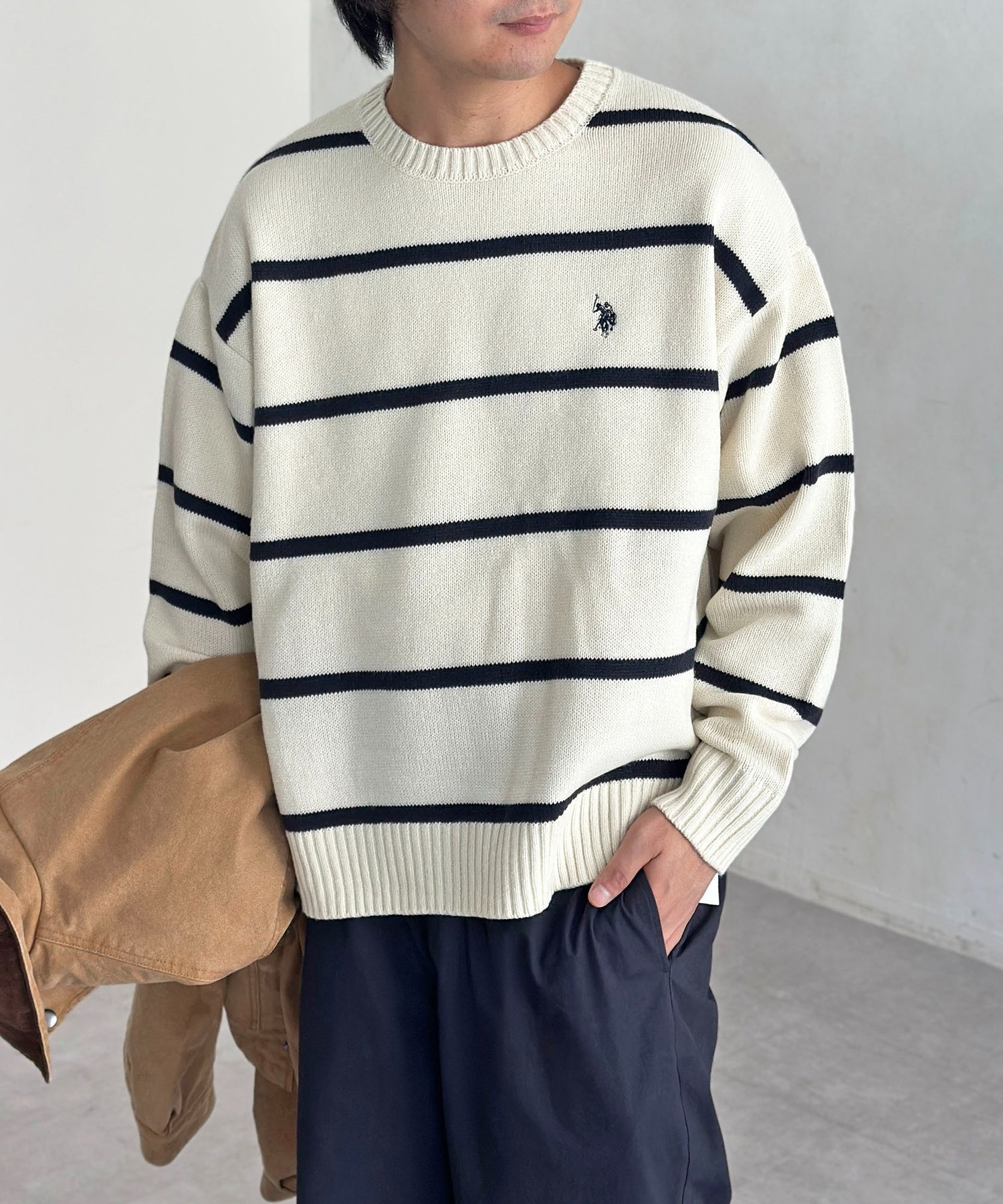 【シーピーシーエム/CPCM】の【U.S. POLO ASSN.】クルーネックニット インテリア・キッズ・メンズ・レディースファッション・服の通販 founy(ファニー) 　ファッション　Fashion　レディースファッション　Fashion for Women　トップス・カットソー　Cut & Sew Tops　ニット　Knit Tops & Sweaters　イタリア　Italy　ウォッシャブル　Machine Washable　腕時計　Wristwatch　コレクション　Collection, Seasonal Line　シンプル　Simple, Minimal　ストライプ　Stripe, Striped Pattern　メンズ　Men's, Menswear　ワンポイント　One Point, Statement Accent　おすすめ　Recommended / Our Picks　ホワイトその他1|ID: prp329100004673989 ipo3291000000034008127