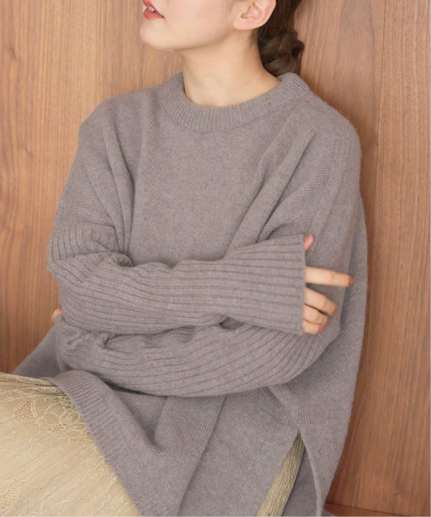 【イエナ/IENA】の《WEB限定/追加 》ウールカシミヤ 脇スリットクルーネックプルオーバー インテリア・キッズ・メンズ・レディースファッション・服の通販 founy(ファニー) 　ファッション　Fashion　レディースファッション　Fashion for Women　トップス・カットソー　Cut & Sew Tops　カジュアルプルオーバー・ニットトップス　Pullovers & Knit Tops / Casual Pullovers　2025年　2025　2025-2026秋冬・A/W　Autumn/Winter 2025–26 AW25–26　グレー|ID: prp329100004674027 ipo3291000000033779891