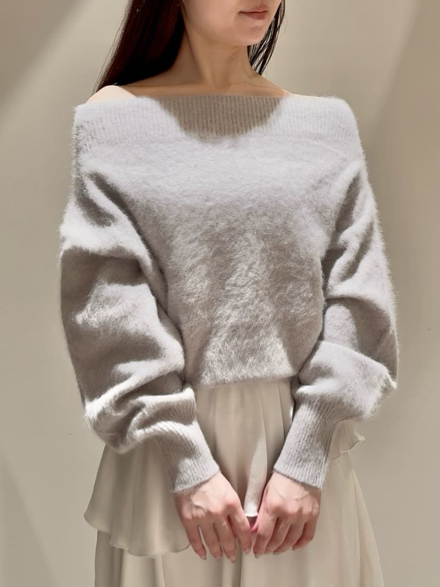 【スナイデル/SNIDEL】のフォックスアルパカオフショルプルオーバー インテリア・キッズ・メンズ・レディースファッション・服の通販 founy(ファニー) 　ファッション　Fashion　レディースファッション　Fashion for Women　トップス・カットソー　Cut & Sew Tops　カジュアルプルオーバー・ニットトップス　Pullovers & Knit Tops / Casual Pullovers　ウェーブ　Wavy Pattern　エレガント 上品　Elegant　今季　This Season, Current Season　スマート　Smart, Elegant　人気　Popular, Best Seller　フォックス　Fox, Fox Fur　リュクス　Luxury, Elegant, High-End, Chic　リラックス　Relax, Relaxed Fit　ルーズ　Loose, Oversized　ワンショル　One Shoulder, Asymmetrical　おすすめ　Recommended / Our Picks　LGRY[005]|ID: prp329100004674096 ipo3291000000034326398