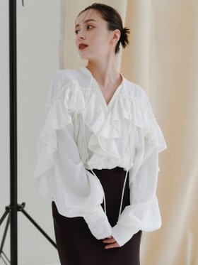 【アニュアンス/anuans】 リンクルラッフルブラウス人気、トレンドファッション・服の通販 founy(ファニー) ファッション Fashion レディースファッション Fashion for Women トップス・カットソー Cut & Sew Tops シャツ・ブラウス・オフィスカジュアル Elegant Blouses & Button-Ups クラシカル Classical, Vintage-Inspired シンプル Simple, Minimal バランス Balance, Style Balance ボトム Bottoms, Lower Wear ヨーク Yoke, Yoke Design ラッフル Ruffle, Frill |ID:prp329100004674220