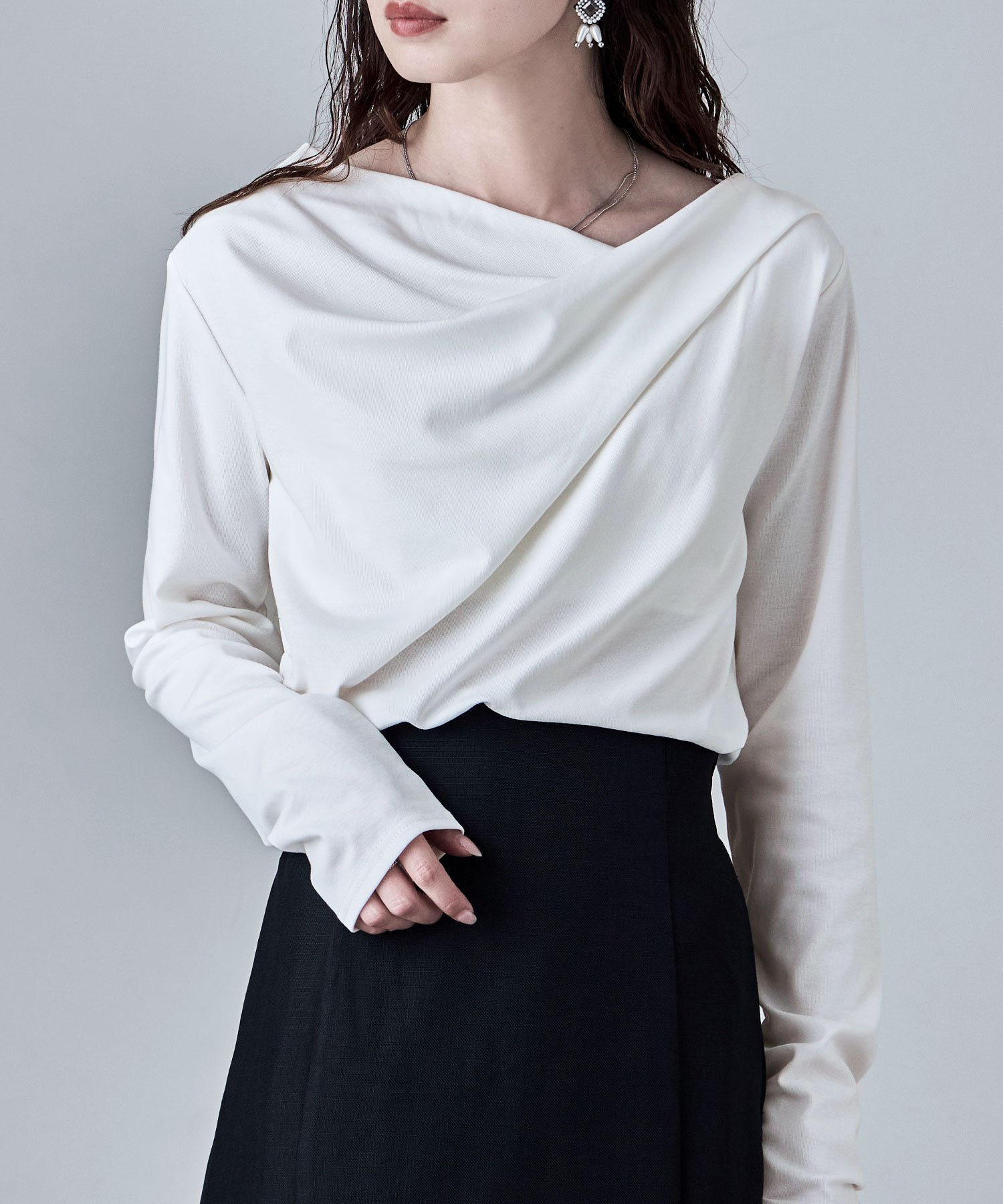 【ビーフラット/bflat】のフロントドレープデザイントップス 人気、トレンドファッション・服の通販 founy(ファニー) 　ファッション　Fashion　レディースファッション　Fashion for Women　トップス・カットソー　Cut & Sew Tops　アシンメトリー　Asymmetrical Style　カットソー　Cut and Sewn Top　シンプル　Simple, Minimal　トレンド　Trend, Trending Now　長袖　Long Sleeve, Full Sleeve　 other-1|ID: prp329100004674259 ipo3291000000033780764