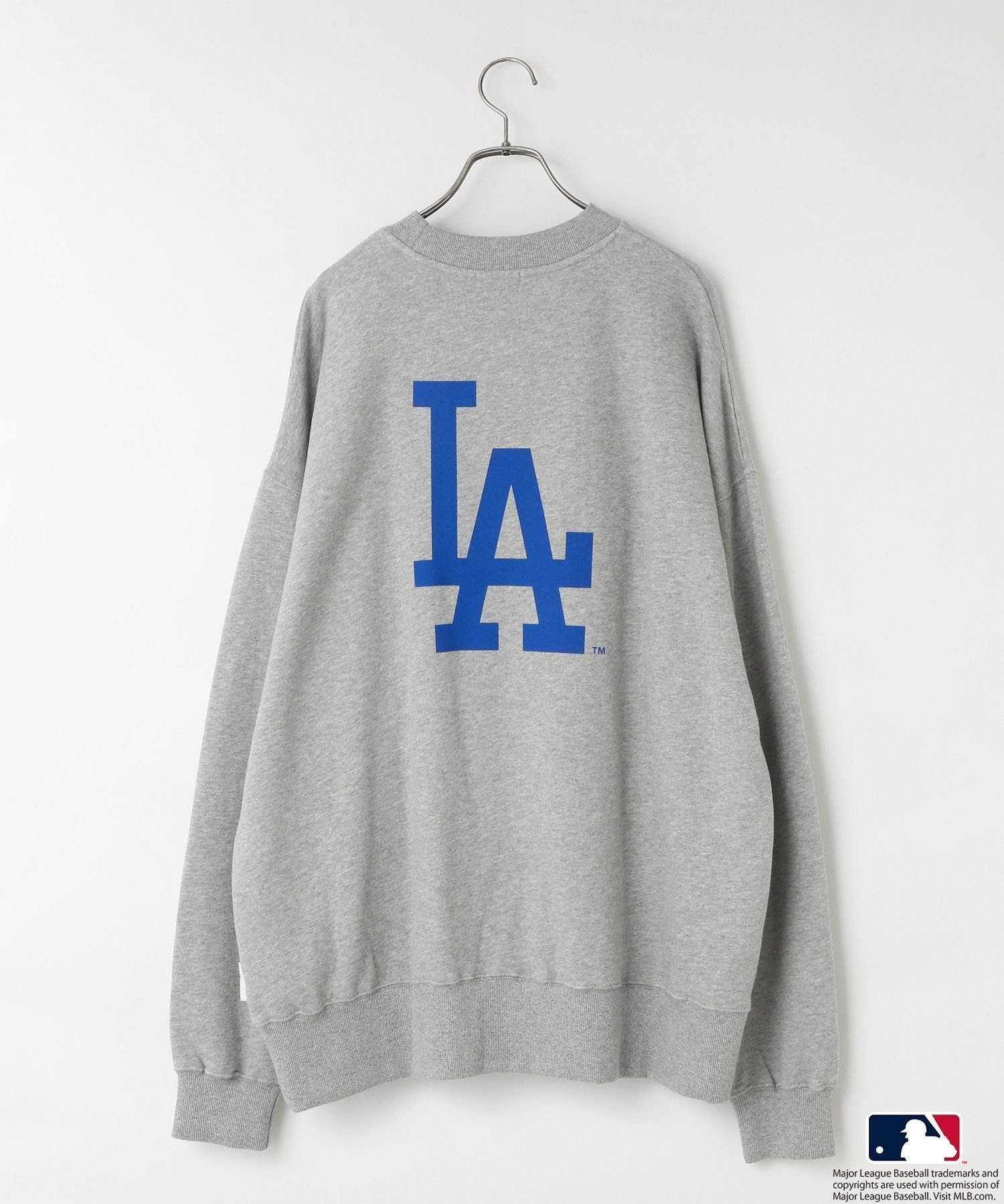 【ローリーズファーム/LOWRYS FARM】のMLBBIGスウェット インテリア・キッズ・メンズ・レディースファッション・服の通販 founy(ファニー) 　ファッション　Fashion　レディースファッション　Fashion for Women　トップス・カットソー　Cut & Sew Tops　レディースパーカー・カジュアルフーディー　Casual Hoodies & Sweatshirts　スウェット・クルーネックトップス　Sweatshirts & Crewnecks / Relaxed Fit Sweat Tops　スウェット / スエット　Sweatshirt, Sweatwear　ビッグ　Big, Oversized　ドジャース|ID: prp329100004674317 ipo3291000000033781002
