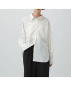 【レプシィム ローリーズファーム/LEPSIM LOWRYS FARM】のワンポイントベーシックシャツ 人気、トレンドファッション・服の通販 founy(ファニー) ファッション Fashion レディースファッション Fashion for Women トップス・カットソー Cut & Sew Tops シャツ・ブラウス・オフィスカジュアル Elegant Blouses & Button-Ups おすすめ Recommended / Our Picks ストライプ Stripe, Striped Pattern ベーシック Basic, Essential 無地 Plain, Solid Color thumbnail オフホワイト05|ID: prp329100004674367 ipo3291000000033781189