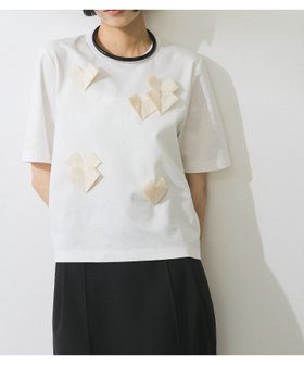 【アダム エ ロペ/ADAM ET ROPE'】の【WEB限定】・【サステナブル】ハートモチーフTシャツ 人気、トレンドファッション・服の通販 founy(ファニー) ファッション Fashion レディースファッション Fashion for Women トップス・カットソー Cut & Sew Tops シャツ・ブラウス・オフィスカジュアル Elegant Blouses & Button-Ups ロングTシャツ・Tシャツ Longline T-Shirts & Tees 2025年 2025 2025春夏・S/S Spring/Summer 2025 SS25 コンパクト Compact, Small Size ボトム Bottoms, Lower Wear 夏 Summer 春 Spring S/S・春夏 SS, Spring/Summer, Warm Season |ID:prp329100004677386