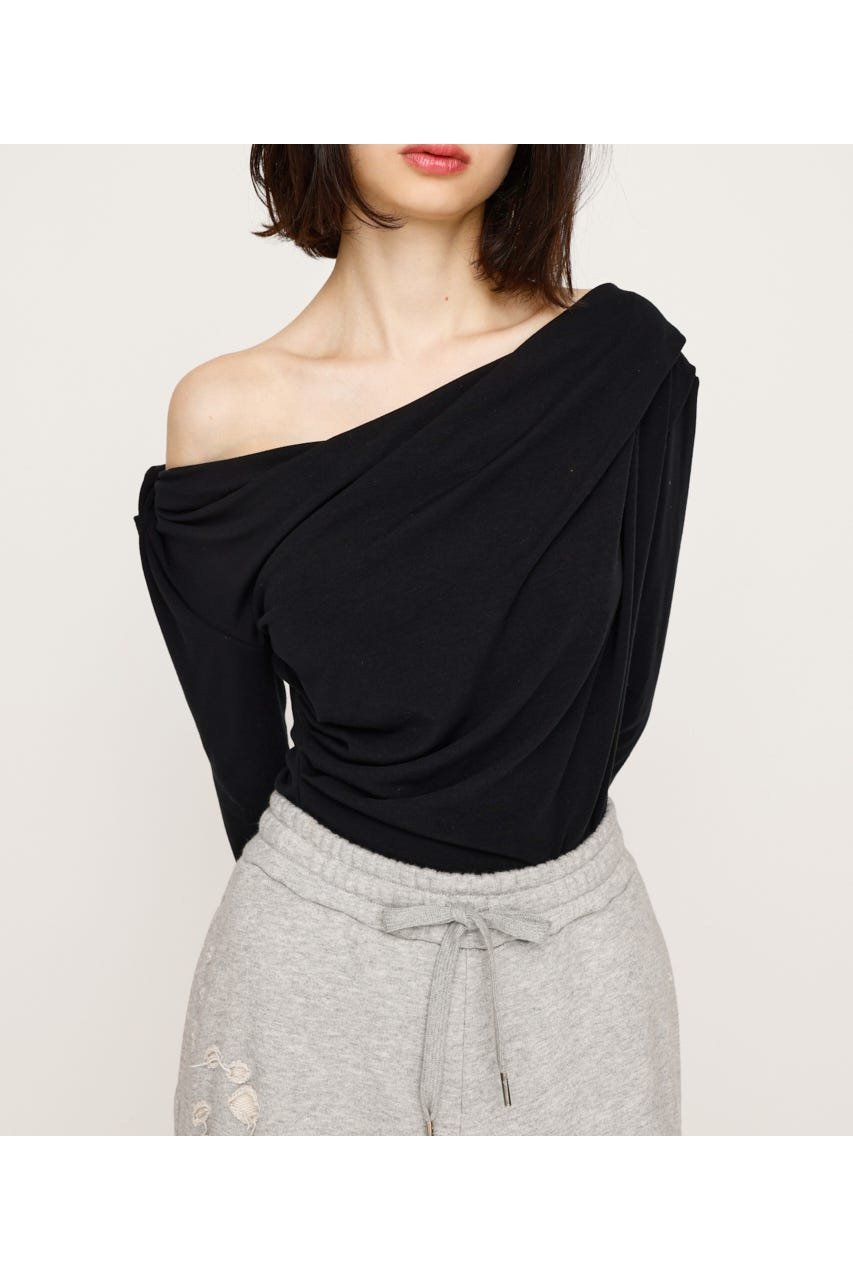 【スライ/SLY】のOFF SHOULDER CUT トップス インテリア・キッズ・メンズ・レディースファッション・服の通販 founy(ファニー) 　ファッション　Fashion　レディースファッション　Fashion for Women　トップス・カットソー　Cut & Sew Tops　おすすめ　Recommended / Our Picks　とろみ　Fluid, Flowy Fabric　ガーリー　Girly, Feminine Style　コンパクト　Compact, Small Size　ショルダー　Shoulder, Shoulder Strap　ツイスト　Tweed, Tweed Fabric　デコルテ　Décolleté, Neckline　デニム　Denim, Jeans Material　バランス　Balance, Style Balance　フロント　Front, Front Design　ミニスカート　Mini Skirt, Short Skirt　BLK|ID: prp329100004677388 ipo3291000000033793430