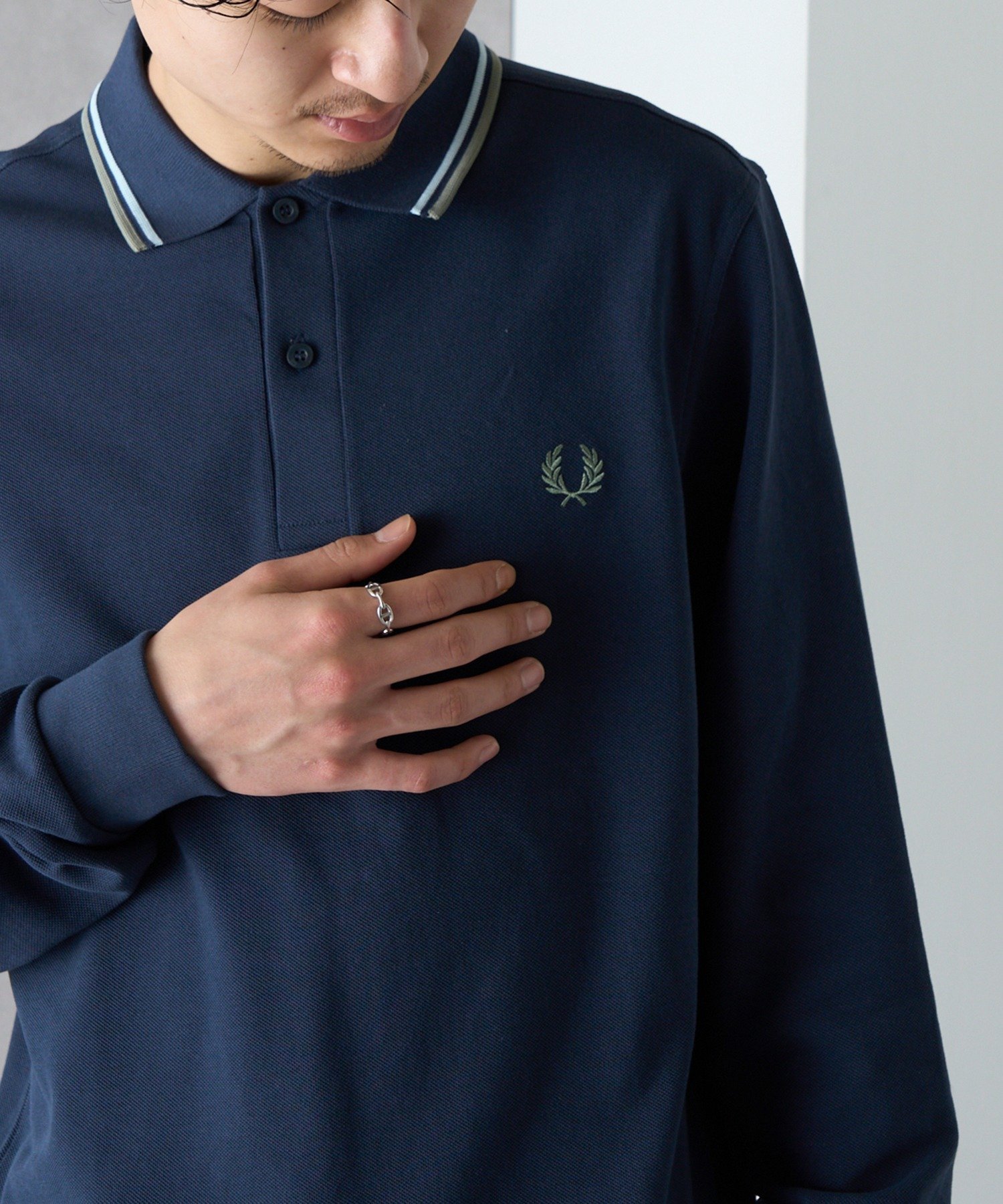 【カセットチャート/Cassette Chart】のFRED PERRY/Ls Twin Tipped Shirt M3636 インテリア・キッズ・メンズ・レディースファッション・服の通販 founy(ファニー) 　ファッション　Fashion　レディースファッション　Fashion for Women　トップス・カットソー　Cut & Sew Tops　シャツ・ブラウス・オフィスカジュアル　Elegant Blouses & Button-Ups　アクセサリー　Fashion Accessories　カーゴパンツ　Cargo Pants, Utility Pants　クラシック　Classic, Timeless Style　シンプル　Simple, Minimal　スラックス　Slacks, Dress Pants　デニム　Denim, Jeans Material　トレンド　Trend, Trending Now　人気　Popular, Best Seller　ハーフ　Half, Half-Length　フォーマル　Formal, Dressy　ボトム　Bottoms, Lower Wear　ポロシャツ　Polo Shirt, Collared Tee　モッズコート　Mods Coat, Military Parka　ワンポイント　One Point, Statement Accent　再入荷　Restock / Back in Stock　おすすめ　Recommended / Our Picks　エレガント 上品　Elegant　スマホショルダーバッグ　Smartphone Shoulder Bag　NVY4|ID: prp329100004677862 ipo3291000000034268522