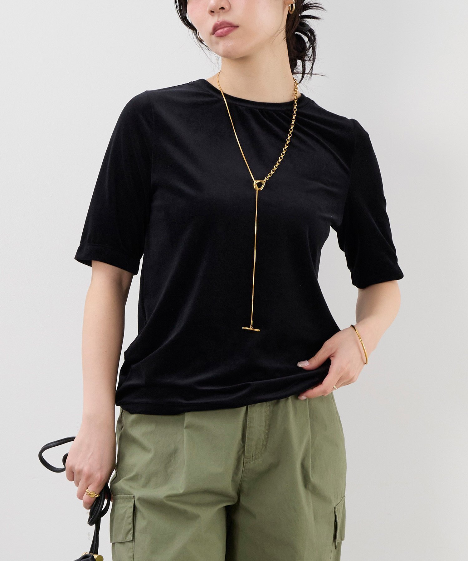 【マイカ ディール/MICA & DEAL】のシアーベロアT-shirt インテリア・キッズ・メンズ・レディースファッション・服の通販 founy(ファニー) 　ファッション　Fashion　レディースファッション　Fashion for Women　トップス・カットソー　Cut & Sew Tops　シャツ・ブラウス・オフィスカジュアル　Elegant Blouses & Button-Ups　ロングTシャツ・Tシャツ　Longline T-Shirts & Tees　ベロアトップス　Velour Tops / Velvet-Look Items　インナー　Innerwear　秋　Autumn　コンパクト　Compact, Small Size　シアー　Sheer, See-Through　シンプル　Simple, Minimal　ストレッチ　Stretch, Stretchy Fabric　スラックス　Slacks, Dress Pants　スリーブ　Sleeve, Long Sleeve / Short Sleeve　デニム　Denim, Jeans Material　トレンド　Trend, Trending Now　ハーフ　Half, Half-Length　ベロア　Velour, Soft Velvet　ベーシック　Basic, Essential　おすすめ　Recommended / Our Picks　エレガント 上品　Elegant　BLACK|ID: prp329100004677898 ipo3291000000033795922