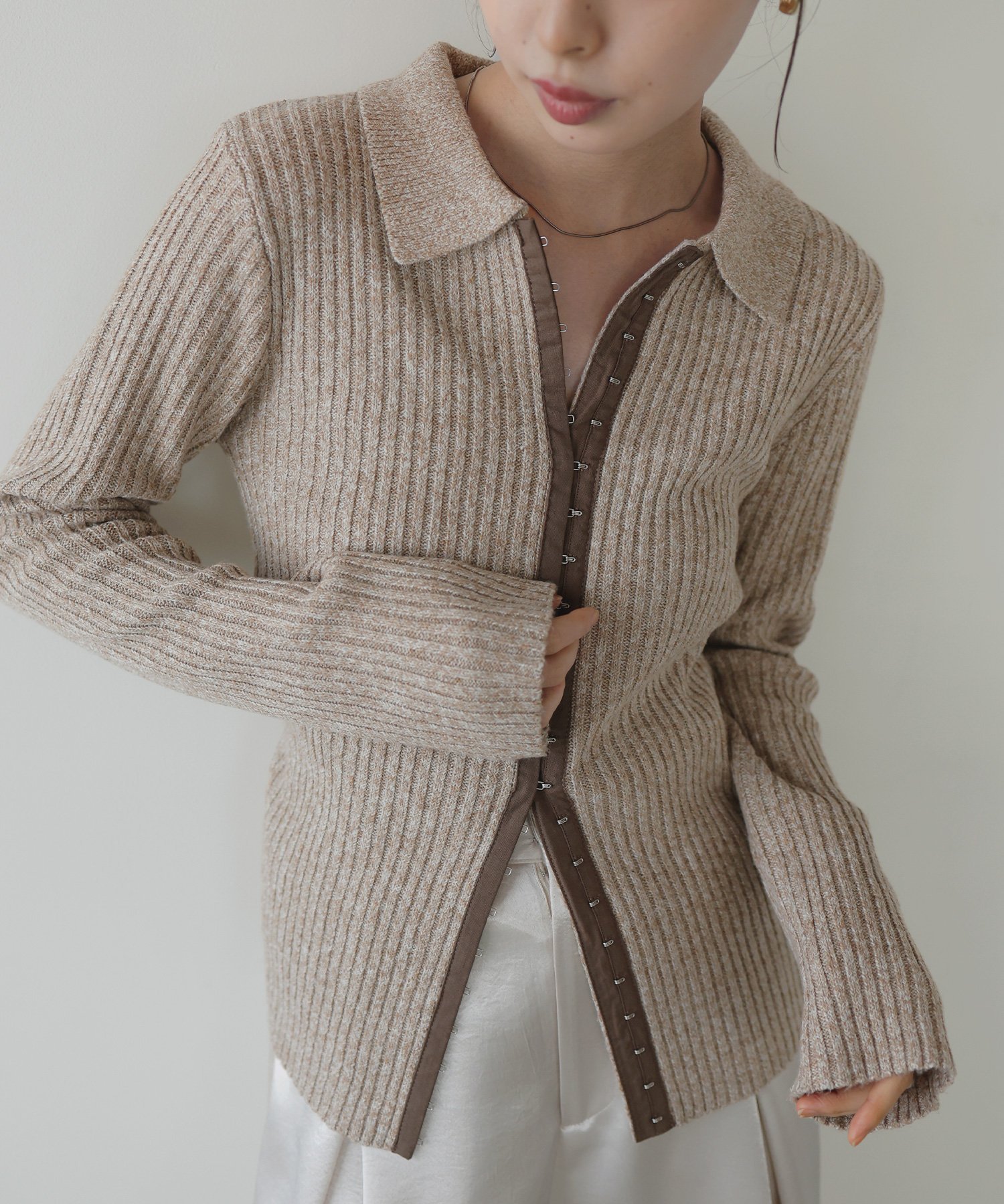 【リアン/Lian】のホックデザインポロニット 人気、トレンドファッション・服の通販 founy(ファニー) 　ファッション　Fashion　レディースファッション　Fashion for Women　トップス・カットソー　Cut & Sew Tops　ニット　Knit Tops & Sweaters　トレンド　Trend, Trending Now　フロント　Front, Front Design　 other-1|ID: prp329100004677956 ipo3291000000033796220