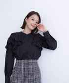 【ナチュラル ビューティー ベーシック/NATURAL BEAUTY BASIC】のメタルポイントフリルブラウス 人気、トレンドファッション・服の通販 founy(ファニー) ファッション Fashion レディースファッション Fashion for Women トップス・カットソー Cut & Sew Tops シャツ・ブラウス・オフィスカジュアル Elegant Blouses & Button-Ups おすすめ Recommended / Our Picks ストレート Straight, Straight Cut フロント Front, Front Design ブロード Broadcloth, Fine Cotton メタル Metal, Metal Parts エレガント 上品 Elegant thumbnail ブラック|ID: prp329100004678151 ipo3291000000033797255