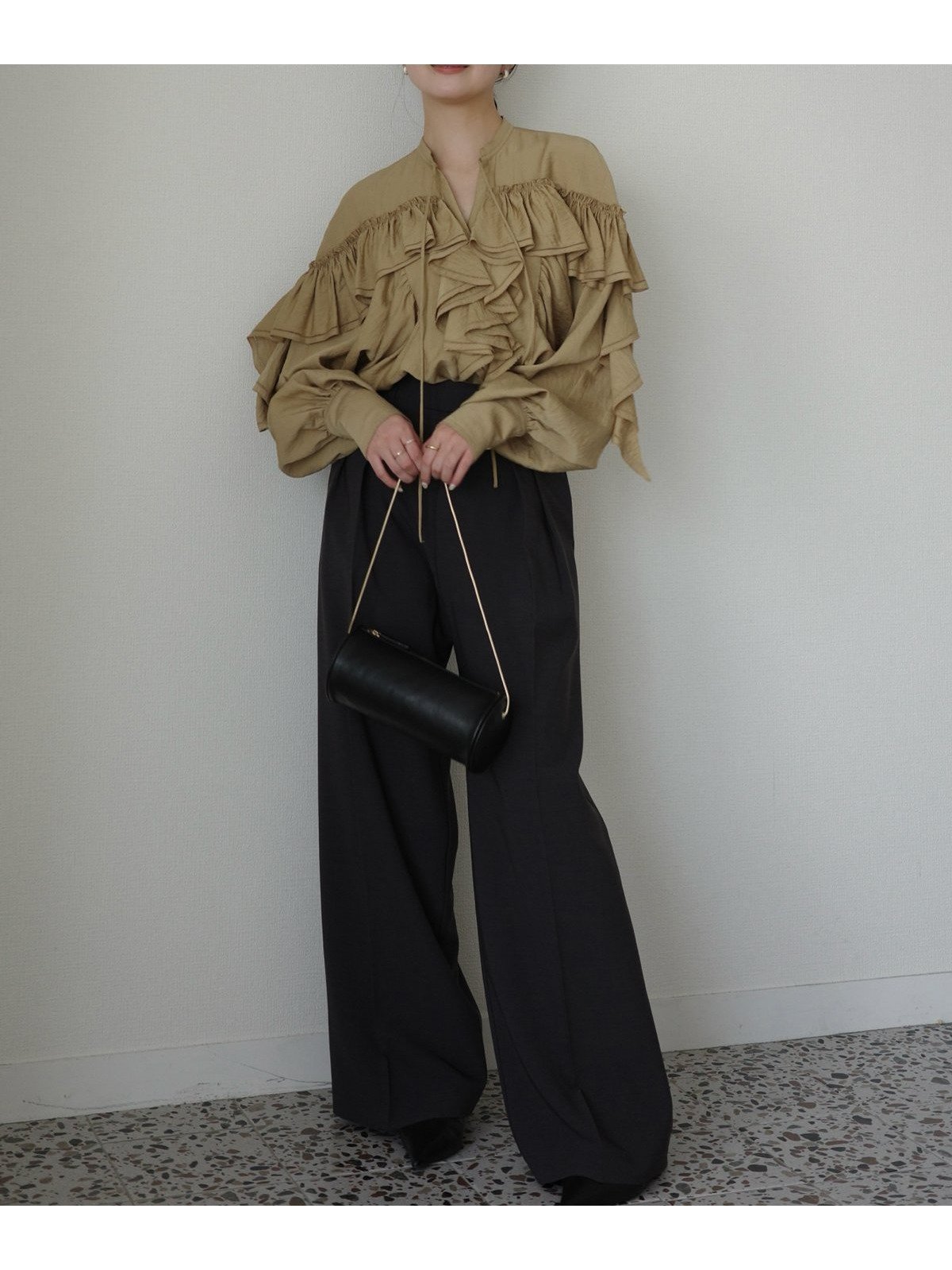 【アニュアンス/anuans】のミッドウェイトツータックワイドパンツ インテリア・キッズ・メンズ・レディースファッション・服の通販 founy(ファニー) ファッション Fashion レディースファッション Fashion for Women パンツ Pants & Trousers スーツ Suit, Formalwear パイピング Piping, Trim Design フロント Front, Front Design 定番 Standard, Basic Item BLACK|ID: prp329100004678204 ipo3291000000034465633
