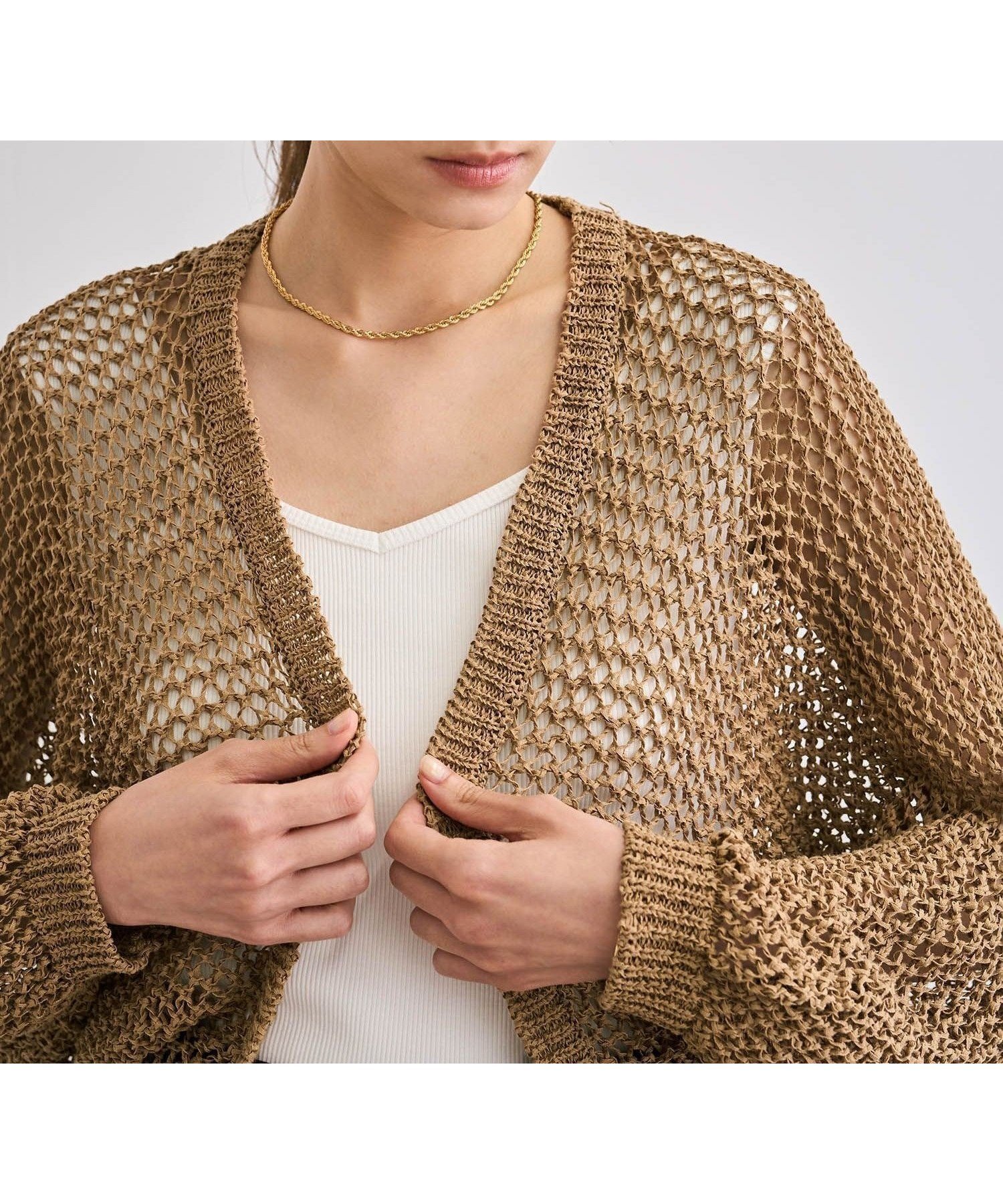 【ロペ/ROPE'】の【洗える】テープヤーンメッシュニットボレロ インテリア・キッズ・メンズ・レディースファッション・服の通販 founy(ファニー) 　ファッション　Fashion　レディースファッション　Fashion for Women　アウター　Coat / Outerwear Collection　ボレロ・ショート丈ジャケット / ドレス羽織りに　Boleros & Short Jackets　トップス・カットソー　Cut & Sew Tops　ニット　Knit Tops & Sweaters　おすすめ　Recommended / Our Picks　ストール　Stole, Wrap　デニム　Denim, Jeans Material　ノースリーブ　Sleeveless, No-Sleeve　ボレロ　Bolero, Short Cardigan　ポケット　Pocket, Pocket Detail　メッシュ　Mesh, Net Fabric　ワンポイント　One Point, Statement Accent　洗える　Machine Washable　ベージュ(27)|ID: prp329100004678268 ipo3291000000033797876