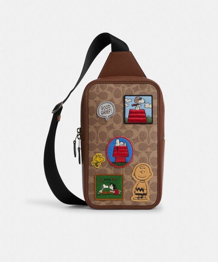 【コーチ/COACH / MEN】の【COACH X PEANUTS】サリバン パック・シグネチャー キャンバス・パッチ インテリア・キッズ・メンズ・レディースファッション・服の通販 founy(ファニー) https://founy.com/ ファッション Fashion メンズファッション Fashion for Men キャンバス Canvas, Canvas Fabric コレクション Collection, Seasonal Line ジップ Zip, Zipper スペシャル Special, Limited Edition パッチ Patch, Appliqué ポケット Pocket, Pocket Detail ラップ Wrap, Wrap Design 財布 Wallet, Purse |ID: prp329100004678300 ipo3291000000033798037