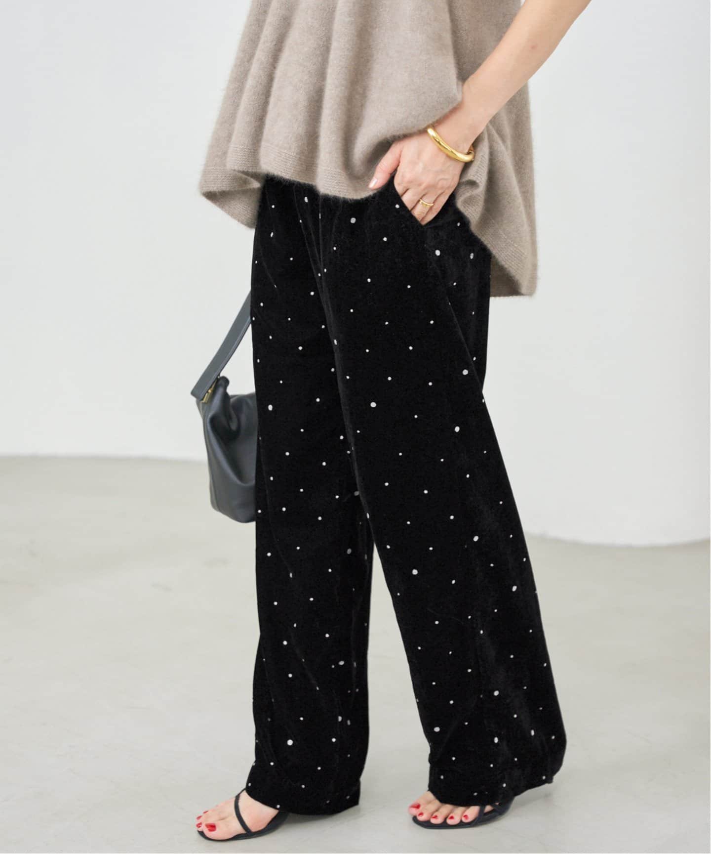 【イエナ/IENA】のCOUTURE D ADAM/クチュールドアダム Glitter PT ベロアイージーパンツ 221 インテリア・キッズ・メンズ・レディースファッション・服の通販 founy(ファニー) 　ファッション　Fashion　レディースファッション　Fashion for Women　パンツ　Pants & Trousers　なめらか　Smooth, Silky Texture　インド　Indian Textile　グリッター　Glitter, Sparkle　シンプル　Simple, Minimal　ベロア　Velour, Soft Velvet　リラックス　Relax, Relaxed Fit　エレガント 上品　Elegant　ブラック|ID: prp329100004678320 ipo3291000000033798164