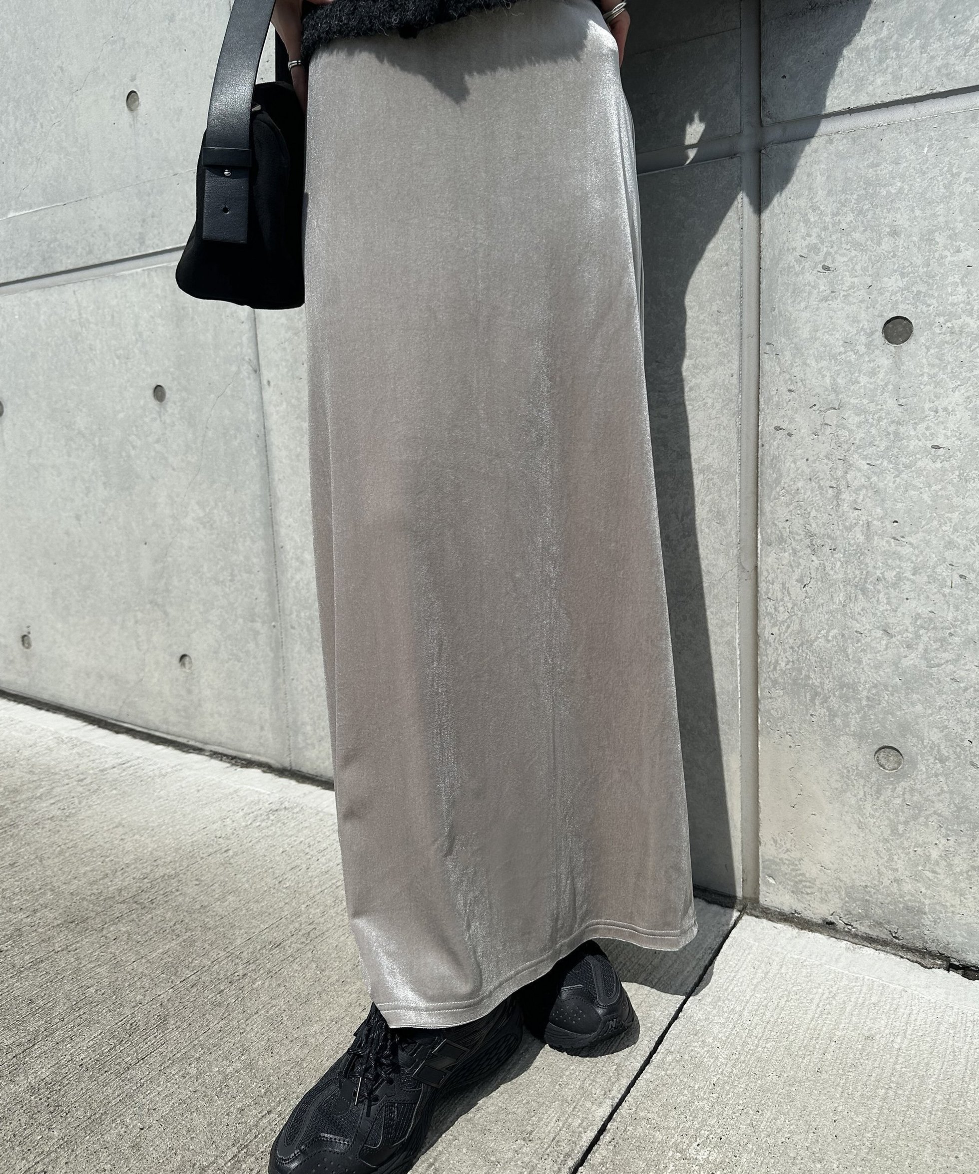 【セレクトモカ/SELECT MOCA】のベロアIラインロングスカート インテリア・キッズ・メンズ・レディースファッション・服の通販 founy(ファニー) 　ファッション　Fashion　レディースファッション　Fashion for Women　スカート　Skirts　ロングスカート　Long Skirts / Maxi & Midi Skirts　シンプル　Simple, Minimal　スウェット / スエット　Sweatshirt, Sweatwear　スリット　Slit, Slit Detail　タートル　Turtleneck, Turtle Collar　ベロア　Velour, Soft Velvet　エレガント 上品　Elegant　スモークグレー-930|ID: prp329100004678761 ipo3291000000033987896