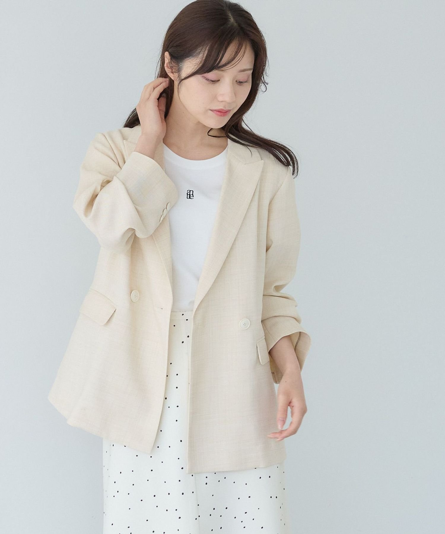 【アンデミュウ/Andemiu】のライトテーラードジャケット インテリア・キッズ・メンズ・レディースファッション・服の通販 founy(ファニー) 　ファッション　Fashion　レディースファッション　Fashion for Women　アウター　Coat / Outerwear Collection　レディースジャケット・軽アウター　Jackets　テーラードジャケット / 通勤・きれいめスタイル　Tailored Jackets & Blazers　おすすめ　Recommended / Our Picks　ジャケット　Jacket, Outerwear　セットアップ　Set-Up, Coordinated Outfit　ビジネス 仕事 通勤　Business / Work / Commuting　夏　Summer　ライトベージュ|ID: prp329100004678837 ipo3291000000033800826