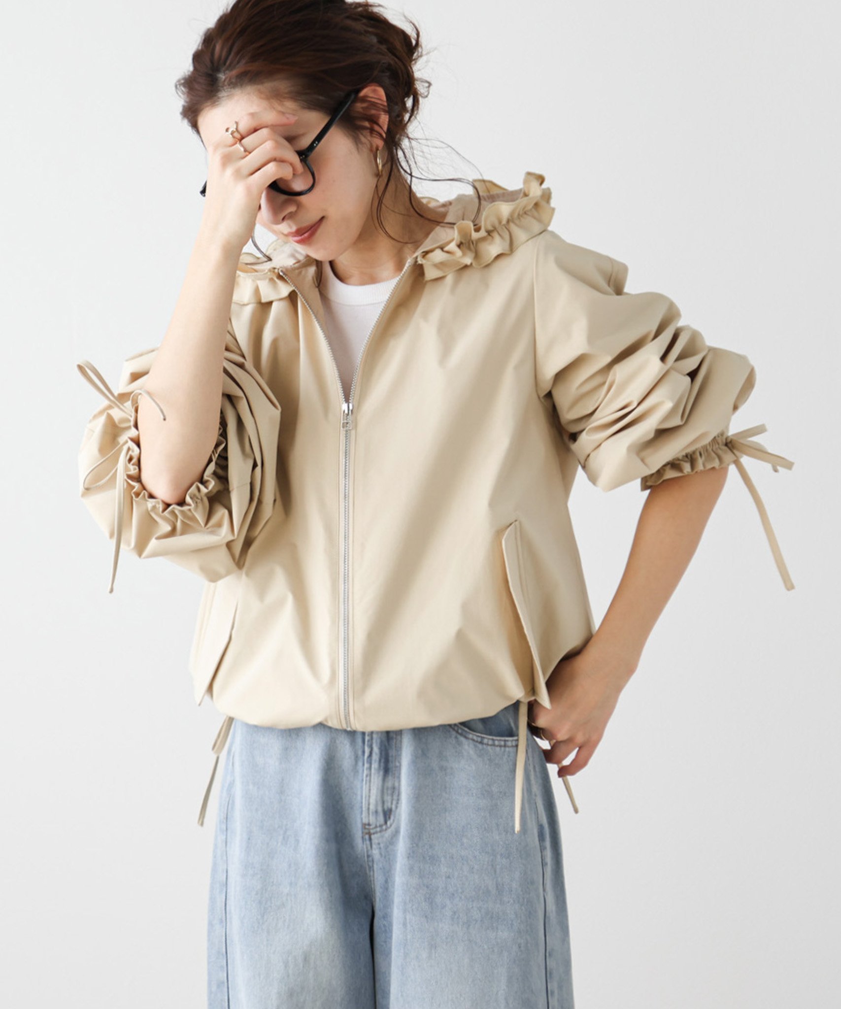 【ラジュール/Lajour】のリボンマウンテンパーカー インテリア・キッズ・メンズ・レディースファッション・服の通販 founy(ファニー) 　ファッション　Fashion　レディースファッション　Fashion for Women　トップス・カットソー　Cut & Sew Tops　レディースパーカー・カジュアルフーディー　Casual Hoodies & Sweatshirts　アウトドア　Outdoor Clothing　バランス　Balance, Style Balance　パーカー　Hoodie, Parka　フェミニン　Feminine, Girly　フリル　Frill, Ruffle　リボン　Ribbon, Bow　ベージュ|ID: prp329100004678849 ipo3291000000033800902