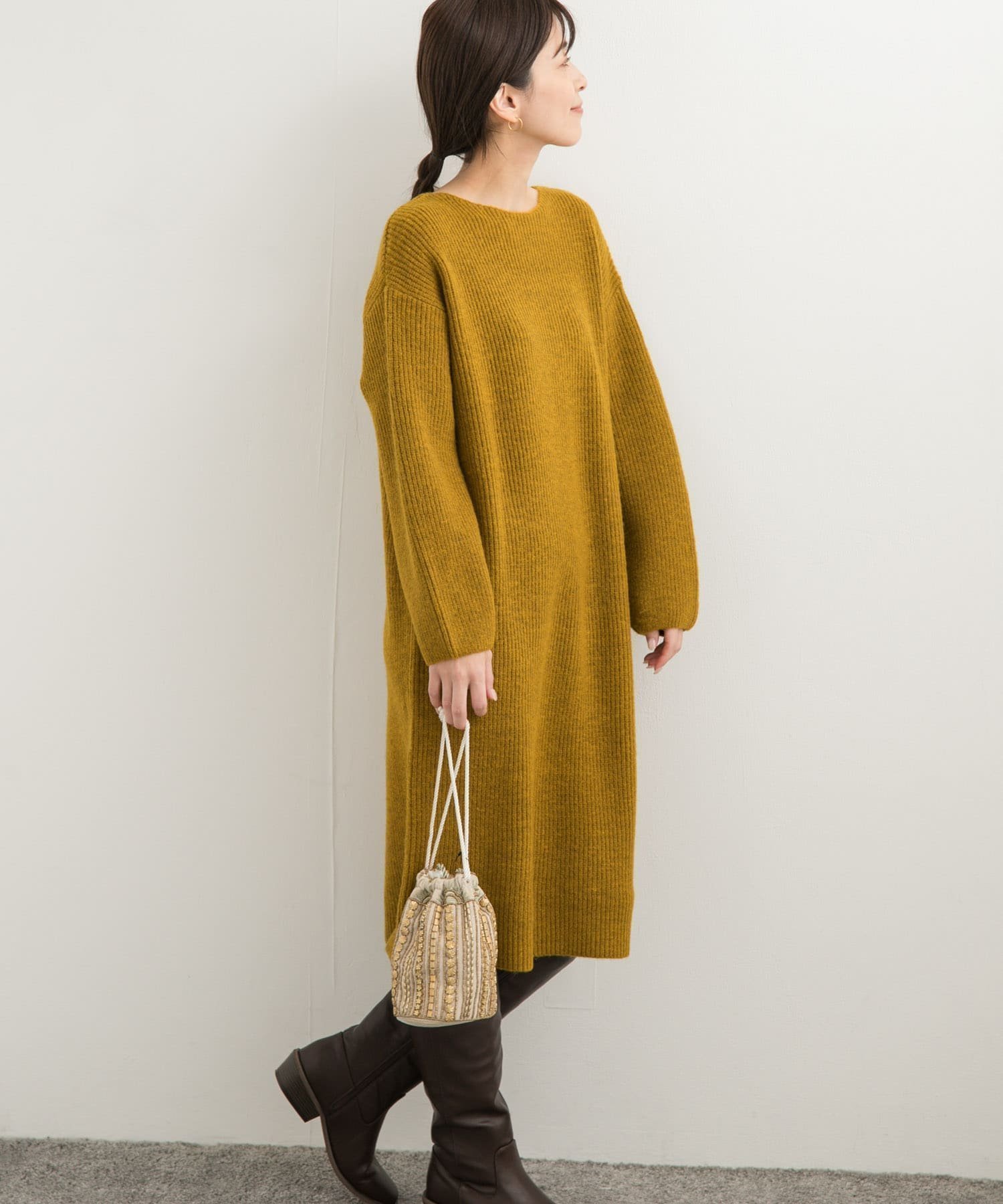 【アーバンリサーチ ドアーズ/URBAN RESEARCH DOORS】の畦ミディ丈ニットワンピース インテリア・キッズ・メンズ・レディースファッション・服の通販 founy(ファニー) 　ファッション　Fashion　レディースファッション　Fashion for Women　ワンピース　Dresses　ニットワンピース　Knit Dresses　2025年　2025　2025春夏・S/S　Spring/Summer 2025 SS25　シンプル　Simple, Minimal　タイツ　Tights, Legwear　冬　Winter / This Winter　夏　Summer　S/S・春夏　SS, Spring/Summer, Warm Season　畦　Ribbed Knit　MASTARD|ID: prp329100004678908 ipo3291000000033801263