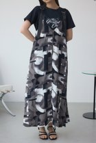 【アズール バイ マウジー/AZUL by moussy】の幾何学柄フレアワンピース 人気、トレンドファッション・服の通販 founy(ファニー) ファッション Fashion レディースファッション Fashion for Women ワンピース Dresses おすすめ Recommended / Our Picks なめらか Smooth, Silky Texture カットソー Cut and Sewn Top カーディガン Cardigan, Knitwear ハンド Hand, Handmade フレア Flare, Flared プリント Print, Printed Pattern 羽織 Haori, Light Jacket thumbnail 柄BLK5|ID: prp329100004679123 ipo3291000000033802257
