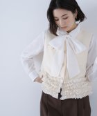【ナチュラル ビューティー ベーシック/NATURAL BEAUTY BASIC】のフリルヘムメタルボタンジレ 人気、トレンドファッション・服の通販 founy(ファニー) ファッション Fashion レディースファッション Fashion for Women アウター Coat / Outerwear Collection トップス・カットソー Cut & Sew Tops ベスト&ジレ / 重ね着スタイル Vests & Gilets ギャザー Gathered, Ruffled ショート Short, Short Length ストレート Straight, Straight Cut タフタ Taffeta, Structured Fabric フリル Frill, Ruffle フロント Front, Front Design thumbnail オフホワイト1|ID: prp329100004679149 ipo3291000000033802410