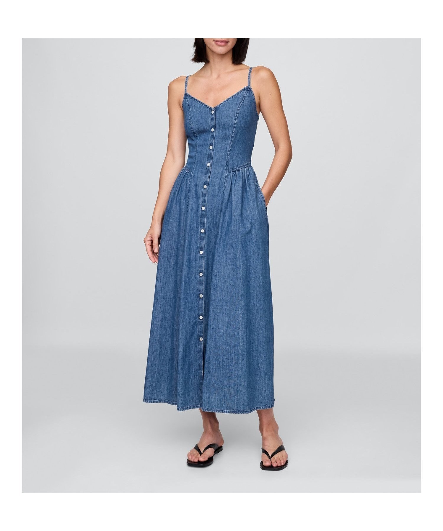 【ギャップ/GAP】のデニムシームマキシワンピース 人気、トレンドファッション・服の通販 founy(ファニー) 　ファッション　Fashion　レディースファッション　Fashion for Women　ワンピース　Dresses　マキシ丈ワンピース・ロングドレス　Maxi Dresses / Long One-Pieces　クラシック　Classic, Timeless Style　デニム　Denim, Jeans Material　フィット　Fit, Slim Fit　フロント　Front, Front Design　ボトム　Bottoms, Lower Wear　ポケット　Pocket, Pocket Detail　マキシ　Maxi, Full Length　楽ちん　Easy Fit, Comfortable　 other-1|ID: prp329100004679235 ipo3291000000033802746