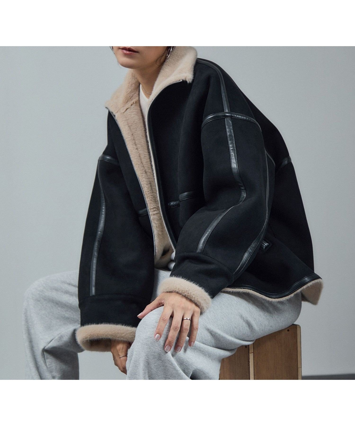 【サロン アダム エ ロペ/SALON adam et rope'】のフェイクムートンショートコート 人気、トレンドファッション・服の通販 founy(ファニー) 　ファッション　Fashion　レディースファッション　Fashion for Women　アウター　Coat / Outerwear Collection　コート・ロングコート・ピーコート　Long Coats, Peacoats & More　キャミソール　Camisole, Spaghetti Strap Top　サテン　Satin, Glossy Fabric　ジップ　Zip, Zipper　スタンド　Stand Collar, Upright Stand　フェイクファー　Faux Fur, Imitation Fur　フェイクムートン　Faux Shearling, Faux Mouton　フェイクレザー　Faux Leather, PU Leather　ポケット　Pocket, Pocket Detail　リアル　Real, Realistic　リラックス　Relax, Relaxed Fit　レース　Lace, Lace Fabric　A/W・秋冬　Autumn/Winter　おすすめ　Recommended / Our Picks　エレガント 上品　Elegant　 other-1|ID: prp329100004679246 ipo3291000000033802795