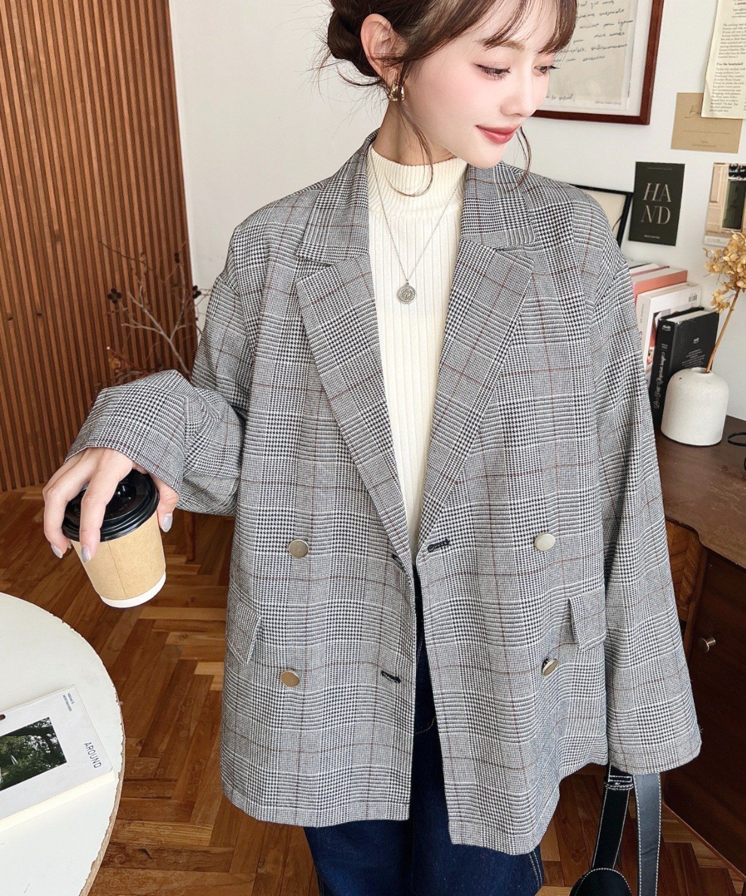 【モーメントプラス/moment+ / MEN】のマットゴールド釦グレンチェックダブルテーラードジャケット インテリア・キッズ・メンズ・レディースファッション・服の通販 founy(ファニー) 　ファッション　Fashion　メンズファッション　Fashion for Men　クラシカル　Classical, Vintage-Inspired　シンプル　Simple, Minimal　ジャケット　Jacket, Outerwear　スニーカー　Sneakers, Trainers　セットアップ　Set-Up, Coordinated Outfit　ダウン　Down, Puffer　ダブル　Double, Double-Breasted　チェック　Check, Plaid, Tartan　デスク　Desk, Work Desk　デニム　Denim, Jeans Material　バランス　Balance, Style Balance　フォーマル　Formal, Dressy　ポケット　Pocket, Pocket Detail　ワーク　Workwear, Utility Style　エレガント 上品　Elegant　ビジネス 仕事 通勤　Business / Work / Commuting　ブラック|ID: prp329100004681071 ipo3291000000033810102