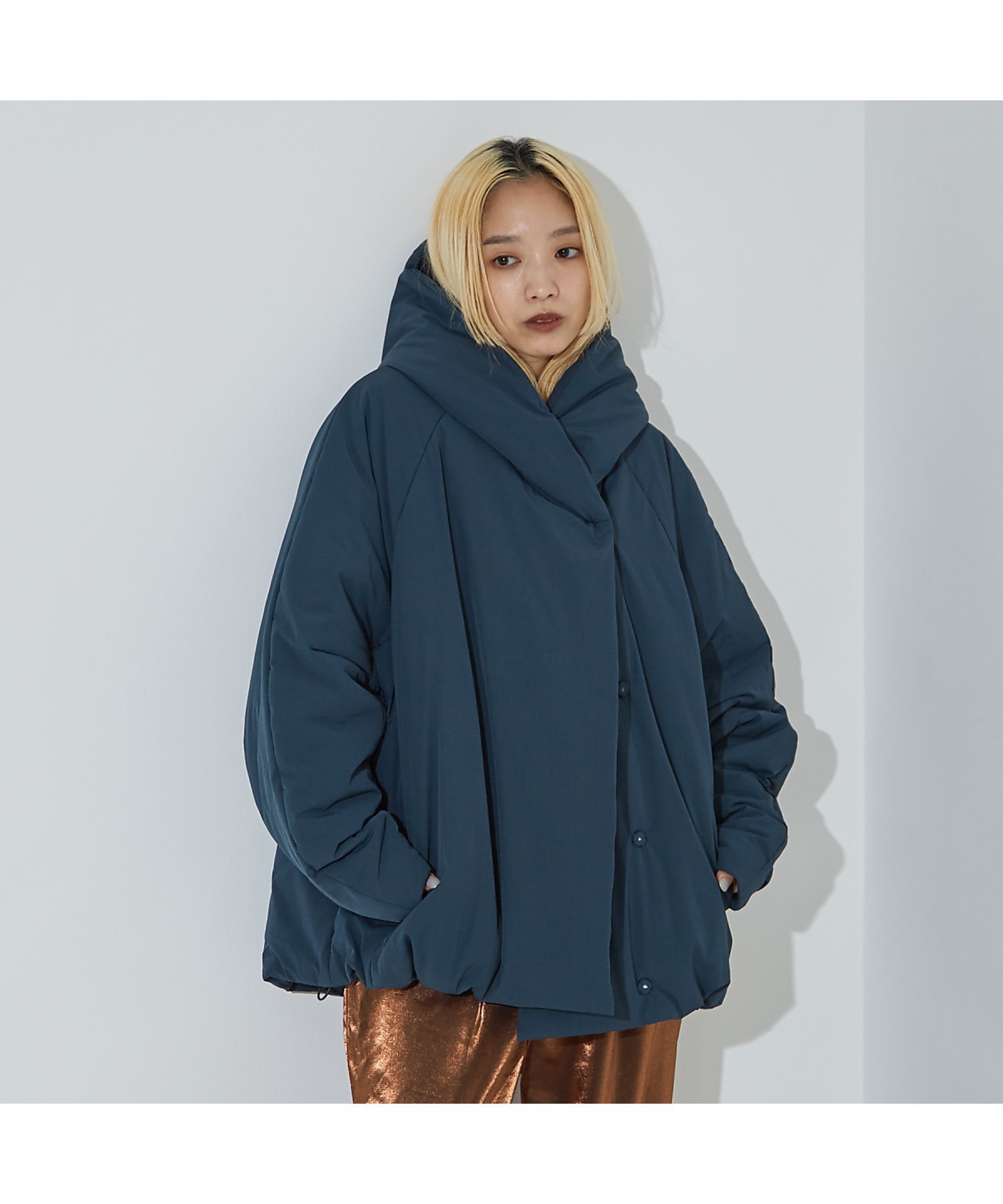 【ノミネ/NOMINE】の中綿 ボリューム フード ブルゾン インテリア・キッズ・メンズ・レディースファッション・服の通販 founy(ファニー) 　ファッション　Fashion　レディースファッション　Fashion for Women　アウター　Coat / Outerwear Collection　ブルゾンジャケット・スポーティアウター　Blouson Jackets　バランス　Balance, Style Balance　ブルゾン　Blouson, Bomber Jacket　ボトム　Bottoms, Lower Wear　冬　Winter / This Winter　防寒　Cold Protection, Winter-Ready　ダークグリーン|ID: prp329100004681118 ipo3291000000033810351