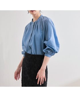 【ロペ/ROPE'】の【洗える】キュプラシルク ボリュームスリーブブラウス 人気、トレンドファッション・服の通販 founy(ファニー) ファッション Fashion レディースファッション Fashion for Women トップス・カットソー Cut & Sew Tops シャツ・ブラウス・オフィスカジュアル Elegant Blouses & Button-Ups ボリューム袖・フリルスリーブブラウス Voluminous & Ruffle Sleeves / Puffy Sleeve Tops おすすめ Recommended / Our Picks キュプラ Cupro, Eco Fabric シアー Sheer, See-Through シルク Silk, 100% Silk スタンド Stand Collar, Upright Stand スリーブ Sleeve, Long Sleeve / Short Sleeve フレンチ French, French Style ボトム Bottoms, Lower Wear ポケット Pocket, Pocket Detail ビジネス 仕事 通勤 Business / Work / Commuting 定番 Standard, Basic Item 洗える Machine Washable |ID:prp329100004681244