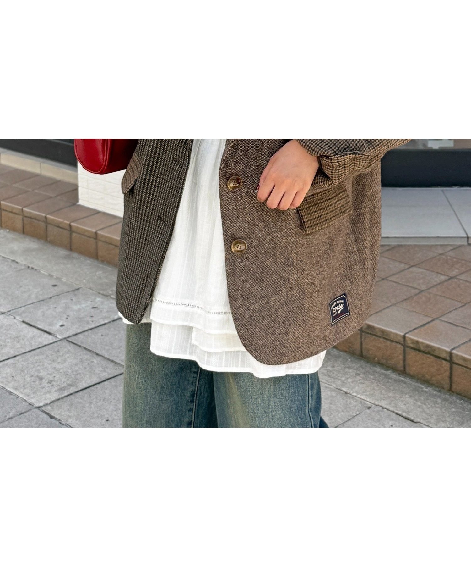 【シーピーシーエム/CPCM】の缶バッジ付きツイードテーラードジャケット 人気、トレンドファッション・服の通販 founy(ファニー) 　ファッション　Fashion　レディースファッション　Fashion for Women　アウター　Coat / Outerwear Collection　レディースジャケット・軽アウター　Jackets　テーラードジャケット / 通勤・きれいめスタイル　Tailored Jackets & Blazers　おすすめ　Recommended / Our Picks　クラシカル　Classical, Vintage-Inspired　ジャケット　Jacket, Outerwear　チェック　Check, Plaid, Tartan　デニム　Denim, Jeans Material　フレア　Flare, Flared　エレガント 上品　Elegant　 other-1|ID: prp329100004681334 ipo3291000000033811383