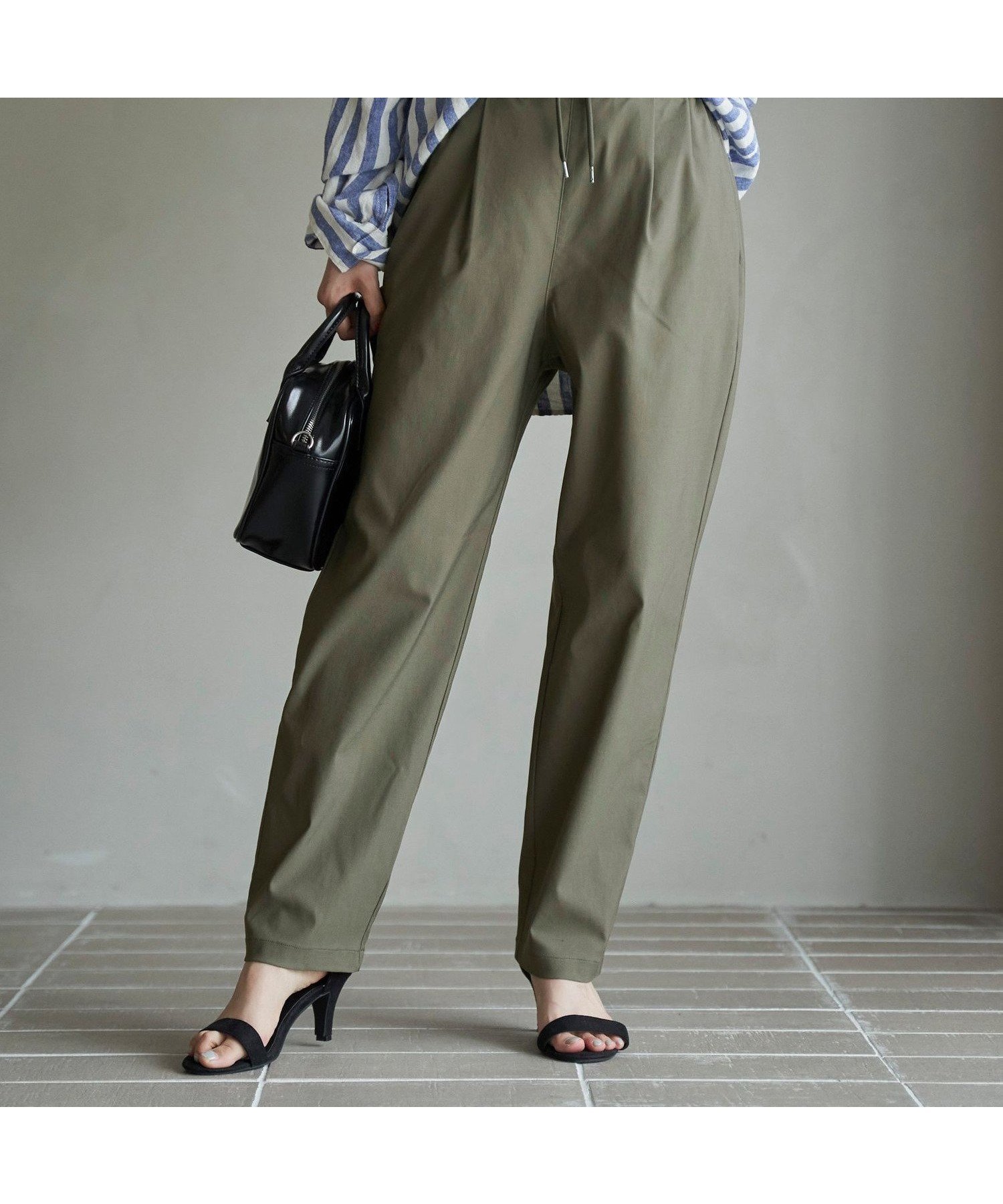 【コーエン/COEN】の【定番】イージービューティーテーパードパンツ(WEB限定サイズ) インテリア・キッズ・メンズ・レディースファッション・服の通販 founy(ファニー) ファッション Fashion レディースファッション Fashion for Women パンツ Pants & Trousers インナー Innerwear ウォッシュ Washed Finish 洗える Machine Washable ギャザー Gathered, Ruffled ストレッチ Stretch, Stretchy Fabric テーパード Tapered, Tapered Pants トリコ Tricolor, Tricolored ドローコード Drawcord, Drawstring Cord 定番 Standard, Basic Item フラット Flat, Flat Shoes ポケット Pocket, Pocket Detail リラックス Relax, Relaxed Fit 楽ちん Easy Fit, Comfortable おすすめ Recommended / Our Picks エレガント 上品 Elegant OLIVE|ID: prp329100004681377 ipo3291000000034665687