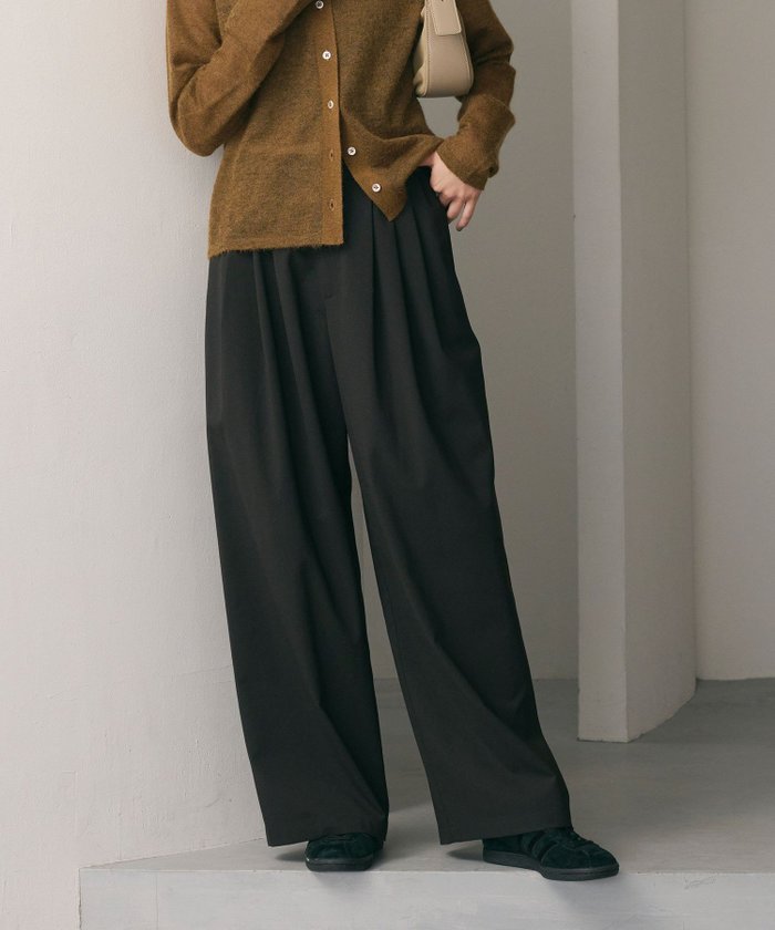 【ビューティ&ユース ユナイテッドアローズ/BEAUTY&YOUTH / UNITED ARROWS】の毛ポリエステルブレンド ワイドタックパンツ インテリア・キッズ・メンズ・レディースファッション・服の通販 founy(ファニー) https://founy.com/ ファッション Fashion レディースファッション Fashion for Women パンツ Pants & Trousers ショート Short, Short Length スウェット / スエット Sweatshirt, Sweatwear 定番 Standard, Basic Item 人気 Popular, Best Seller フロント Front, Front Design リラックス Relax, Relaxed Fit ワイド Wide, Wide Fit |ID: prp329100004681468 ipo3291000000034507033