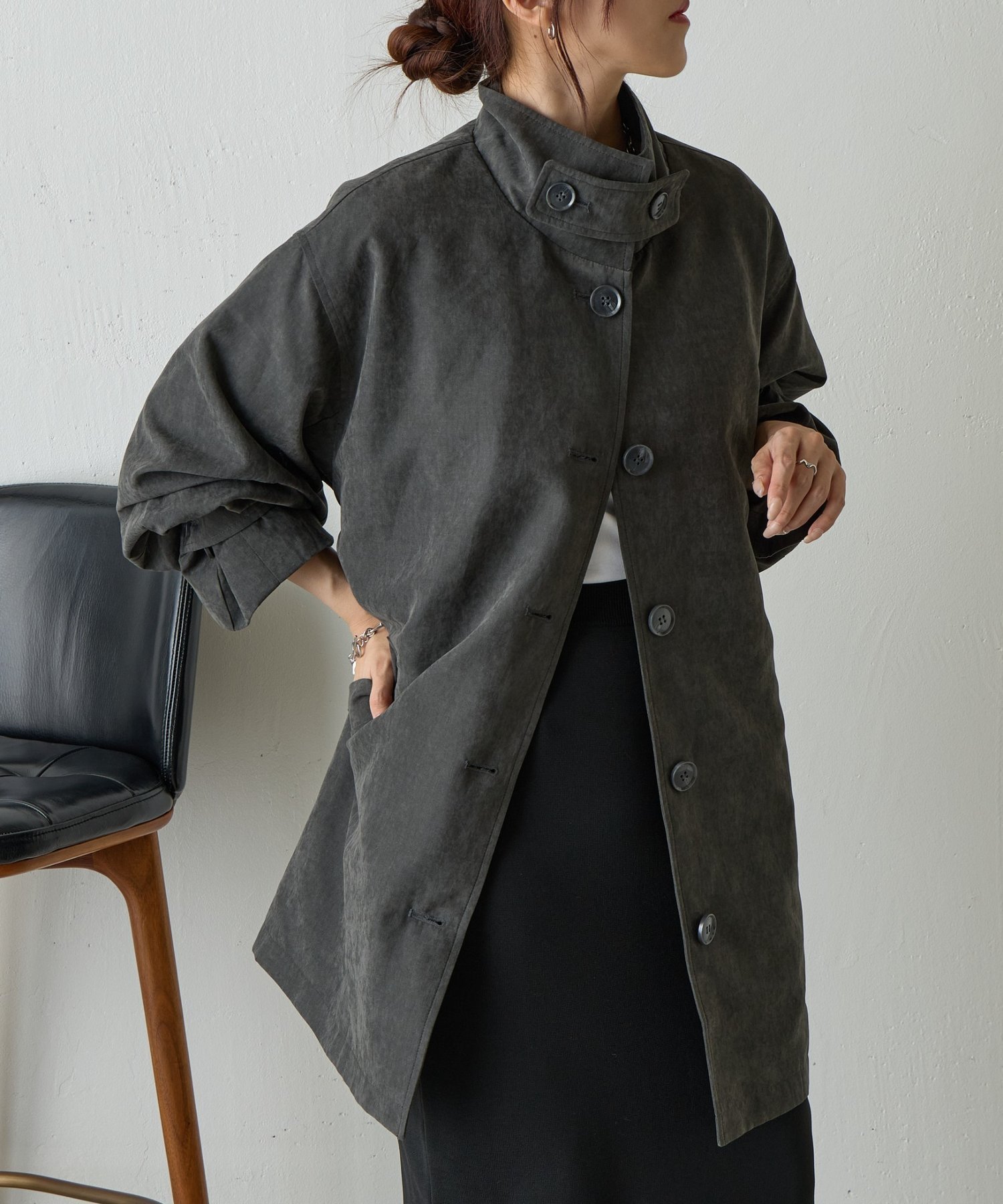 【コロニートゥーワンスリーナイン/COLONY 2139】の【AW先行 】ピーチミドルトレンチコート 人気、トレンドファッション・服の通販 founy(ファニー) 　ファッション　Fashion　レディースファッション　Fashion for Women　アウター　Coat / Outerwear Collection　コート・ロングコート・ピーコート　Long Coats, Peacoats & More　トレンチコート / 春秋の定番アウター　Trench Coats　インナー　Innerwear　春　Spring　秋　Autumn　トレンチ　Trench, Trench Coat　バランス　Balance, Style Balance　ピーチ　Peach, Soft Touch　フェミニン　Feminine, Girly　ミドル　Middle Length, Mid Height　冬　Winter / This Winter　エレガント 上品　Elegant　 other-1|ID: prp329100004681529 ipo3291000000033812364