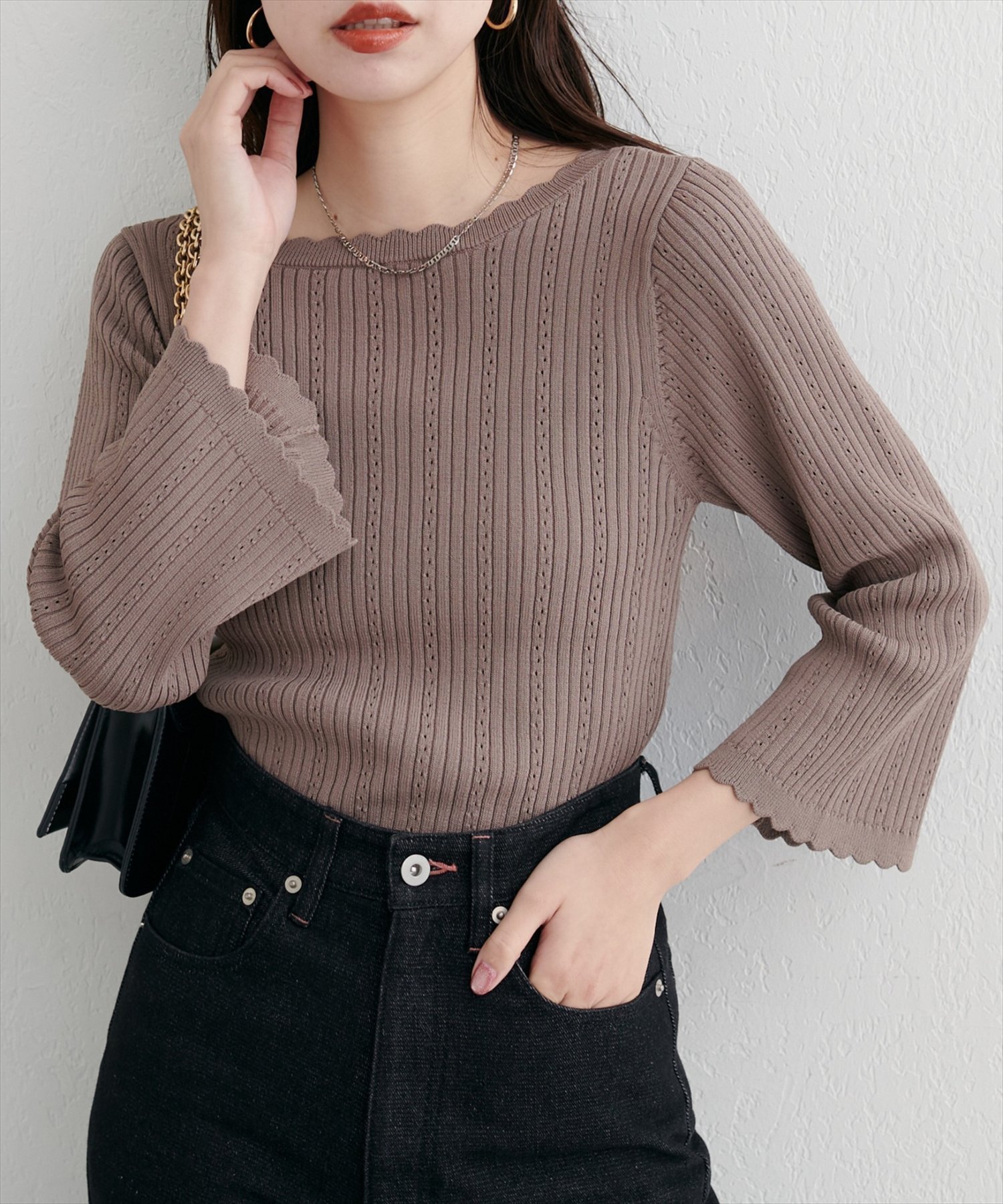 【ナチュラルクチュール/natural couture】の【WEB限定】フレアスリーブアイレットリブニット インテリア・キッズ・メンズ・レディースファッション・服の通販 founy(ファニー) 　ファッション　Fashion　レディースファッション　Fashion for Women　トップス・カットソー　Cut & Sew Tops　ニット　Knit Tops & Sweaters　2025年　2025　2025-2026秋冬・A/W　Autumn/Winter 2025–26 AW25–26　おすすめ　Recommended / Our Picks　シンプル　Simple, Minimal　スカラップ　Scallop, Scalloped Edge　スリーブ　Sleeve, Long Sleeve / Short Sleeve　デコルテ　Décolleté, Neckline　フィット　Fit, Slim Fit　フェミニン　Feminine, Girly　フレア　Flare, Flared　リブニット　Rib Knit, Ribbed Knit　ロング　Long, Long-Length　モカ|ID: prp329100004681540 ipo3291000000033889724