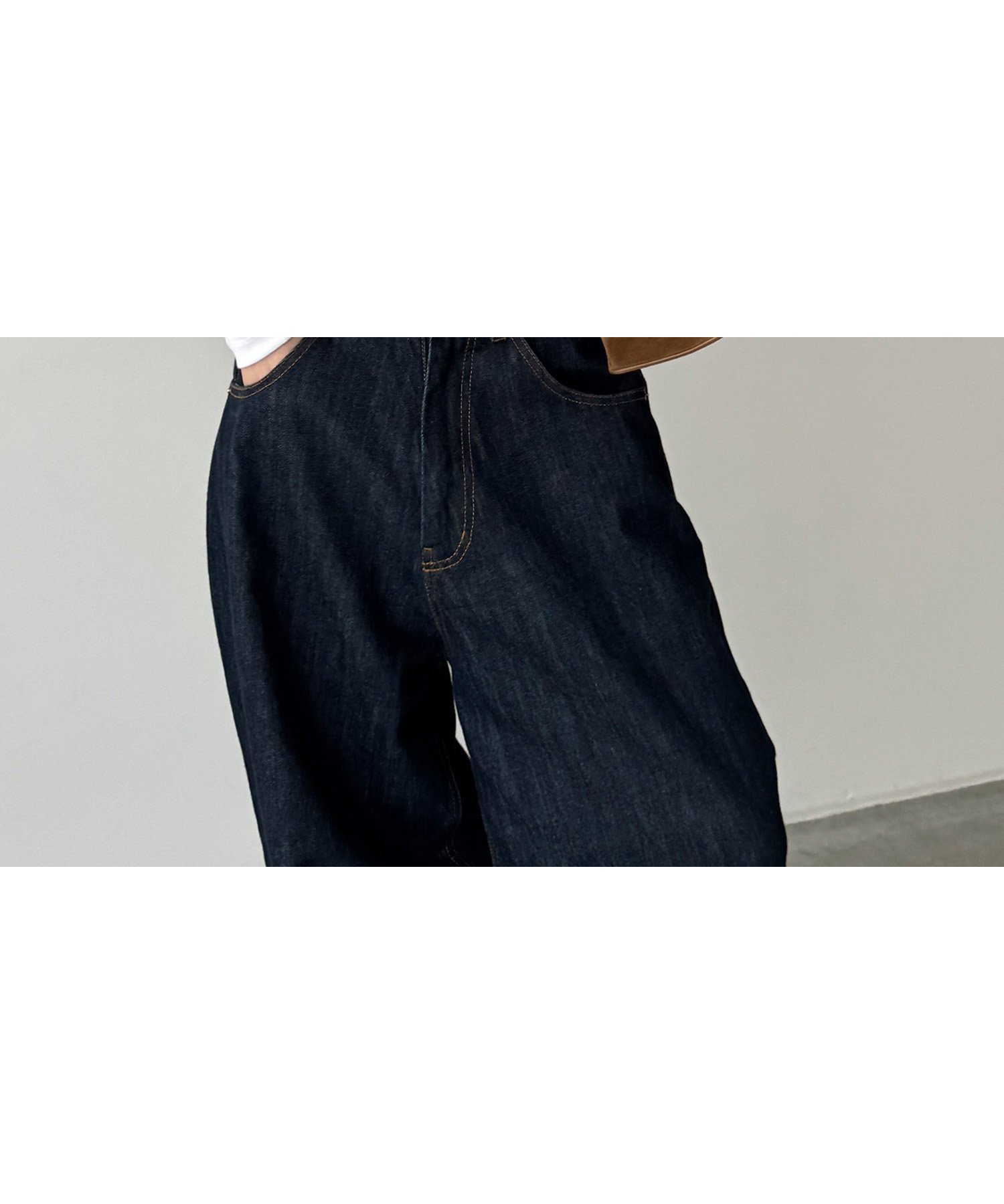 【キャナルジーン/CANAL JEAN】のEl mar コットンレーヨンラウンドロングTシャツ インテリア・キッズ・メンズ・レディースファッション・服の通販 founy(ファニー) 　ファッション　Fashion　レディースファッション　Fashion for Women　トップス・カットソー　Cut & Sew Tops　シャツ・ブラウス・オフィスカジュアル　Elegant Blouses & Button-Ups　ロングTシャツ・Tシャツ　Longline T-Shirts & Tees　インナー　Innerwear　シンプル　Simple, Minimal　フィット　Fit, Slim Fit　ロング　Long, Long-Length　ホワイト|ID: prp329100004681921 ipo3291000000033814202