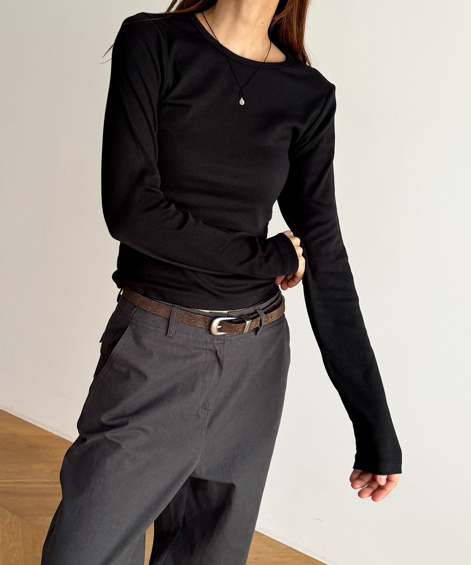 【キャナルジーン/CANAL JEAN】のEl mar コットンレーヨンラウンドロングTシャツ インテリア・キッズ・メンズ・レディースファッション・服の通販 founy(ファニー) 　ファッション　Fashion　レディースファッション　Fashion for Women　トップス・カットソー　Cut & Sew Tops　シャツ・ブラウス・オフィスカジュアル　Elegant Blouses & Button-Ups　ロングTシャツ・Tシャツ　Longline T-Shirts & Tees　インナー　Innerwear　シンプル　Simple, Minimal　フィット　Fit, Slim Fit　ロング　Long, Long-Length　ブラック|ID: prp329100004681921 ipo3291000000033814205