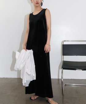 【アンドミー/andme】のベロア ロング キャミ ワンピース 人気、トレンドファッション・服の通販 founy(ファニー) ファッション Fashion レディースファッション Fashion for Women ワンピース Dresses キャミソールワンピース Camisole Dresses おすすめ Recommended / Our Picks キャミ Camisole, Cami Top タンク Tank Top, Sleeveless Top トレンド Trend, Trending Now バランス Balance, Style Balance ベロア Velour, Soft Velvet ポケット Pocket, Pocket Detail ロング Long, Long-Length 楽ちん Easy Fit, Comfortable |ID:prp329100004682050