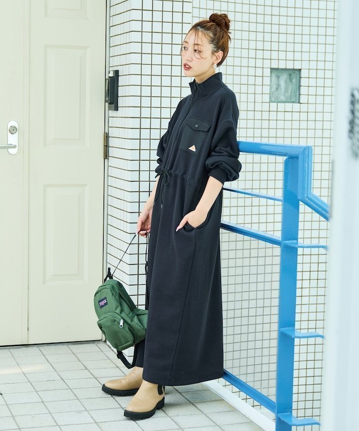 【フリークスストア/FREAK'S STORE】の別注 裏起毛 ハーフジップ ウエスト リボン ワンピース【限定展開】 25AW インテリア・キッズ・メンズ・レディースファッション・服の通販 founy(ファニー) 　ファッション　Fashion　レディースファッション　Fashion for Women　ワンピース　Dresses　2025年　2025　2025-2026秋冬・A/W　Autumn/Winter 2025–26 AW25–26　冬　Winter / This Winter　スペシャル　Special, Limited Edition　トレンド　Trend, Trending Now　リボン　Ribbon, Bow　別注　Limited Edition, Custom Order　A/W・秋冬　Autumn/Winter　ブラック|ID: prp329100004682167 ipo3291000000034032750
