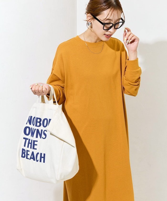 【フリークスストア/FREAK'S STORE】のUSAコットン ビッグ シルエット ロングスリーブ ワンピース【限定展開】 25AW インテリア・キッズ・メンズ・レディースファッション・服の通販 founy(ファニー) 　ファッション　Fashion　レディースファッション　Fashion for Women　ワンピース　Dresses　ショルダー　Shoulder, Shoulder Strap　スリーブ　Sleeve, Long Sleeve / Short Sleeve　ドロップ　Drop Shoulder, Dropped Style　定番　Standard, Basic Item　人気　Popular, Best Seller　ビッグ　Big, Oversized　ベーシック　Basic, Essential　ボックス　Boxy, Box Shape　ポケット　Pocket, Pocket Detail　ロング　Long, Long-Length　A/W・秋冬　Autumn/Winter　冬　Winter / This Winter　プチプライス・低価格　Affordable / Budget Price　2025年　2025　2025-2026秋冬・A/W　Autumn/Winter 2025–26 AW25–26　マスタード|ID: prp329100004682199 ipo3291000000035650088