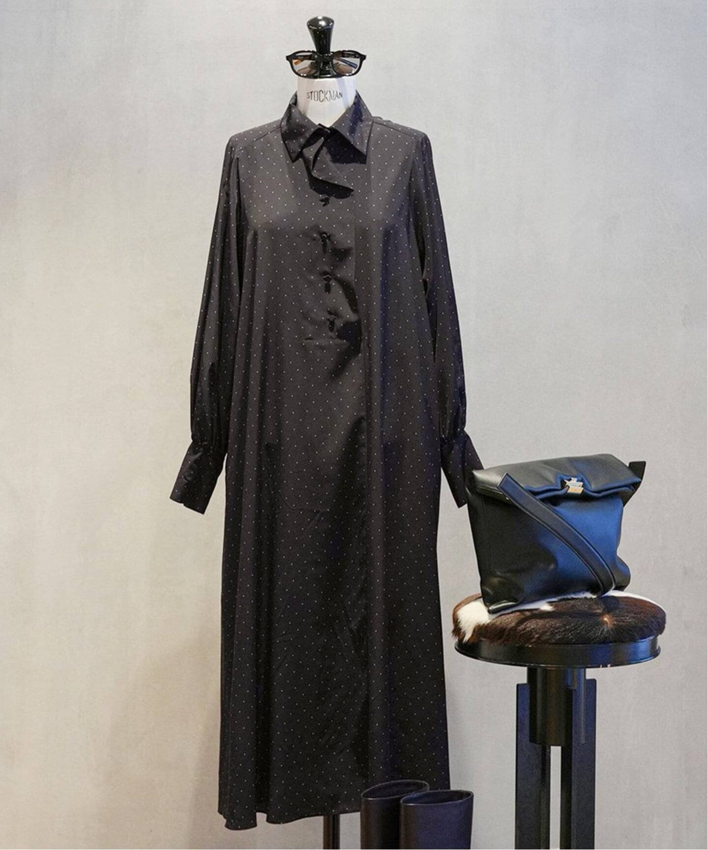 【イエナ/IENA】のニュアンスカラードットワンピース インテリア・キッズ・メンズ・レディースファッション・服の通販 founy(ファニー) 　ファッション　Fashion　レディースファッション　Fashion for Women　ワンピース　Dresses　2025年　2025　2025-2026秋冬・A/W　Autumn/Winter 2025–26 AW25–26　ドット　Polka Dot, Dot Pattern　モチーフ　Motif, Design Theme　無地　Plain, Solid Color　ブラック|ID: prp329100004682223 ipo3291000000033931773