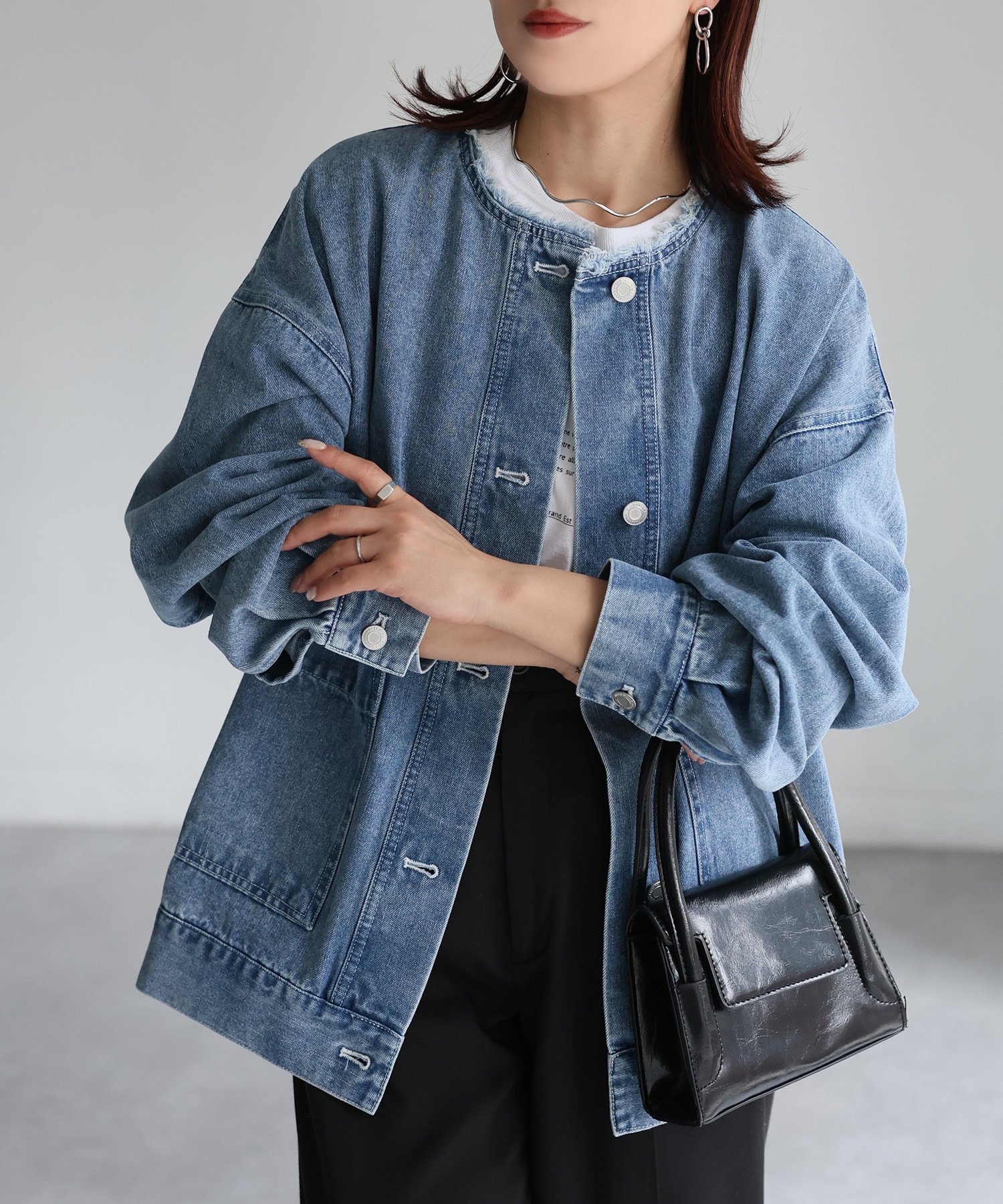 【リベリー/Riberry】のノーカラーデニムカバーオールジャケット インテリア・キッズ・メンズ・レディースファッション・服の通販 founy(ファニー) 　ファッション　Fashion　レディースファッション　Fashion for Women　アウター　Coat / Outerwear Collection　レディースジャケット・軽アウター　Jackets　おすすめ　Recommended / Our Picks　ジャケット　Jacket, Outerwear　スウェット / スエット　Sweatshirt, Sweatwear　セットアップ　Set-Up, Coordinated Outfit　デニム　Denim, Jeans Material　トレンド　Trend, Trending Now　ポケット　Pocket, Pocket Detail　ロング　Long, Long-Length　冬　Winter / This Winter　定番　Standard, Basic Item　春　Spring　秋　Autumn　ライトブルー|ID: prp329100004682381 ipo3291000000033816305