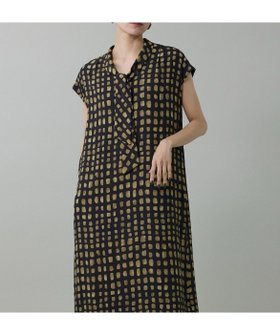 【イネド/INED】のデフォルメチェックボウタイワンピース 人気、トレンドファッション・服の通販 founy(ファニー) ファッション Fashion レディースファッション Fashion for Women ワンピース Dresses エレガント 上品 Elegant スマート Smart, Elegant チェック Check, Plaid, Tartan フォルム Silhouette, Form ポケット Pocket, Pocket Detail リラックス Relax, Relaxed Fit ビジネス 仕事 通勤 Business / Work / Commuting |ID:prp329100004682425