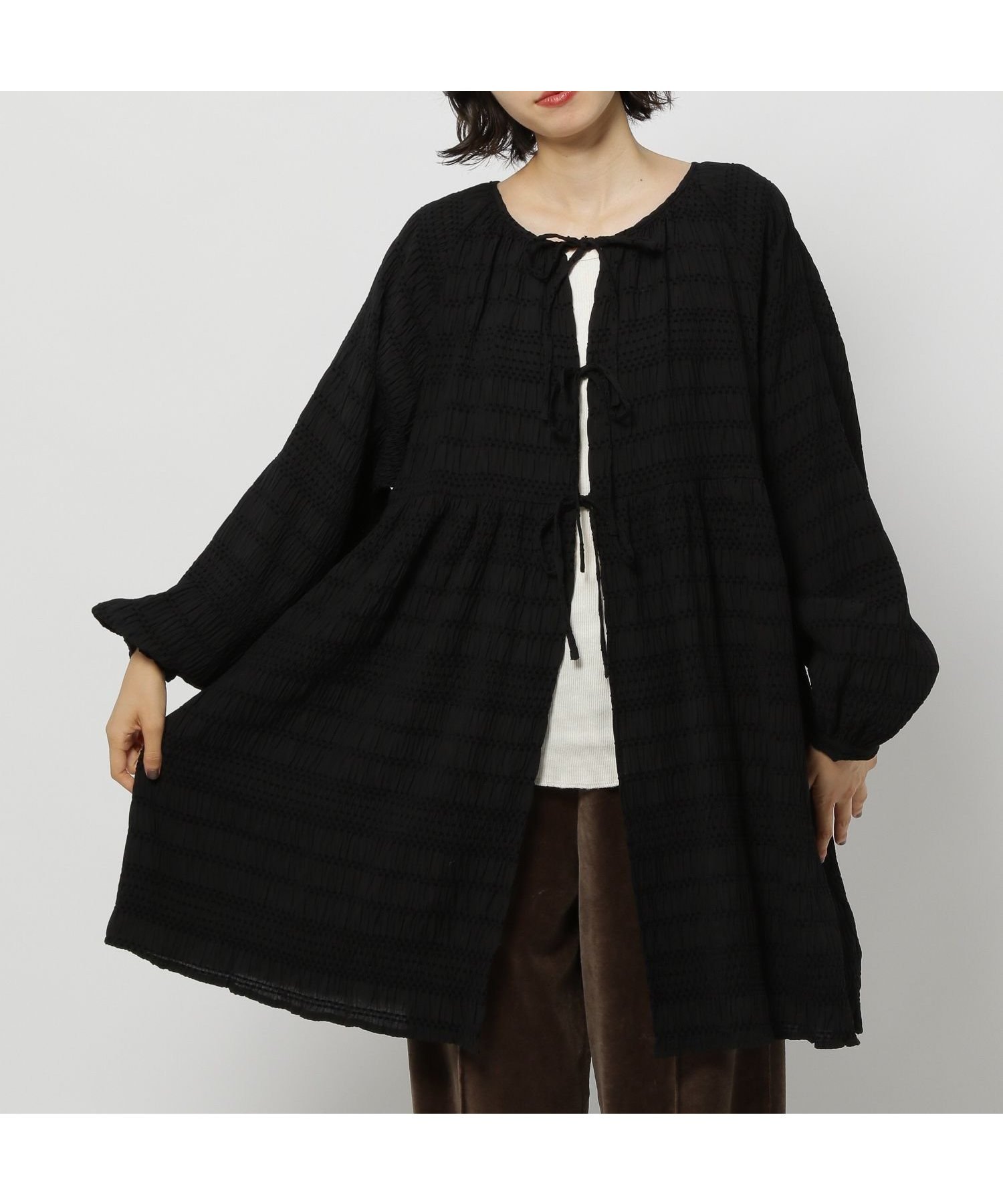 【ニコアンド/niko and】のモールギャザーチュニックワンピース インテリア・キッズ・メンズ・レディースファッション・服の通販 founy(ファニー) 　ファッション　Fashion　レディースファッション　Fashion for Women　ワンピース　Dresses　チュニック　Tunic Tops & Dresses　おすすめ　Recommended / Our Picks　ギャザー　Gathered, Ruffled　チュニック　Tunic, Long Top　デニム　Denim, Jeans Material　ドレープ　Drape, Draping Fabric　フロント　Front, Front Design　リボン　Ribbon, Bow　楽ちん　Easy Fit, Comfortable　ブラック|ID: prp329100004682494 ipo3291000000034000420