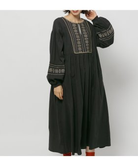 【ニコアンド/niko and】の刺繍パイピングワンピース 人気、トレンドファッション・服の通販 founy(ファニー) ファッション Fashion レディースファッション Fashion for Women ワンピース Dresses おすすめ Recommended / Our Picks ギャザー Gathered, Ruffled ドレープ Drape, Draping Fabric パイピング Piping, Trim Design フレア Flare, Flared 切替 Switching, Contrast Panel 秋 Autumn |ID:prp329100004682498